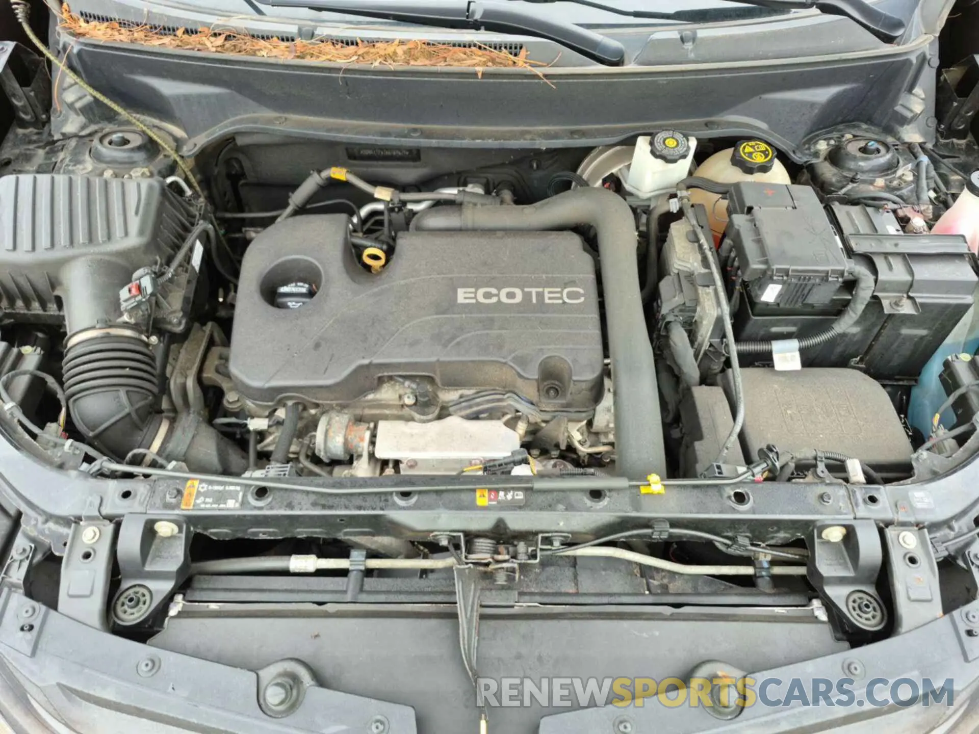 28 Photograph of a damaged car 2GNAXTEV7K6169679 CHEVROLET EQUINOX 2019