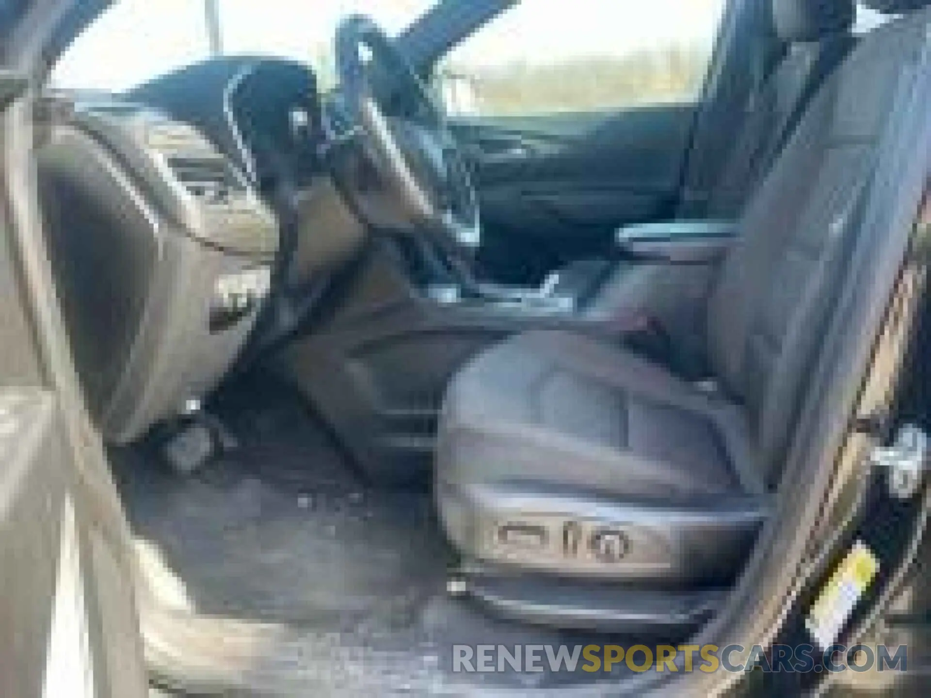 16 Photograph of a damaged car 2GNAXTEV7K6255803 CHEVROLET EQUINOX 2019
