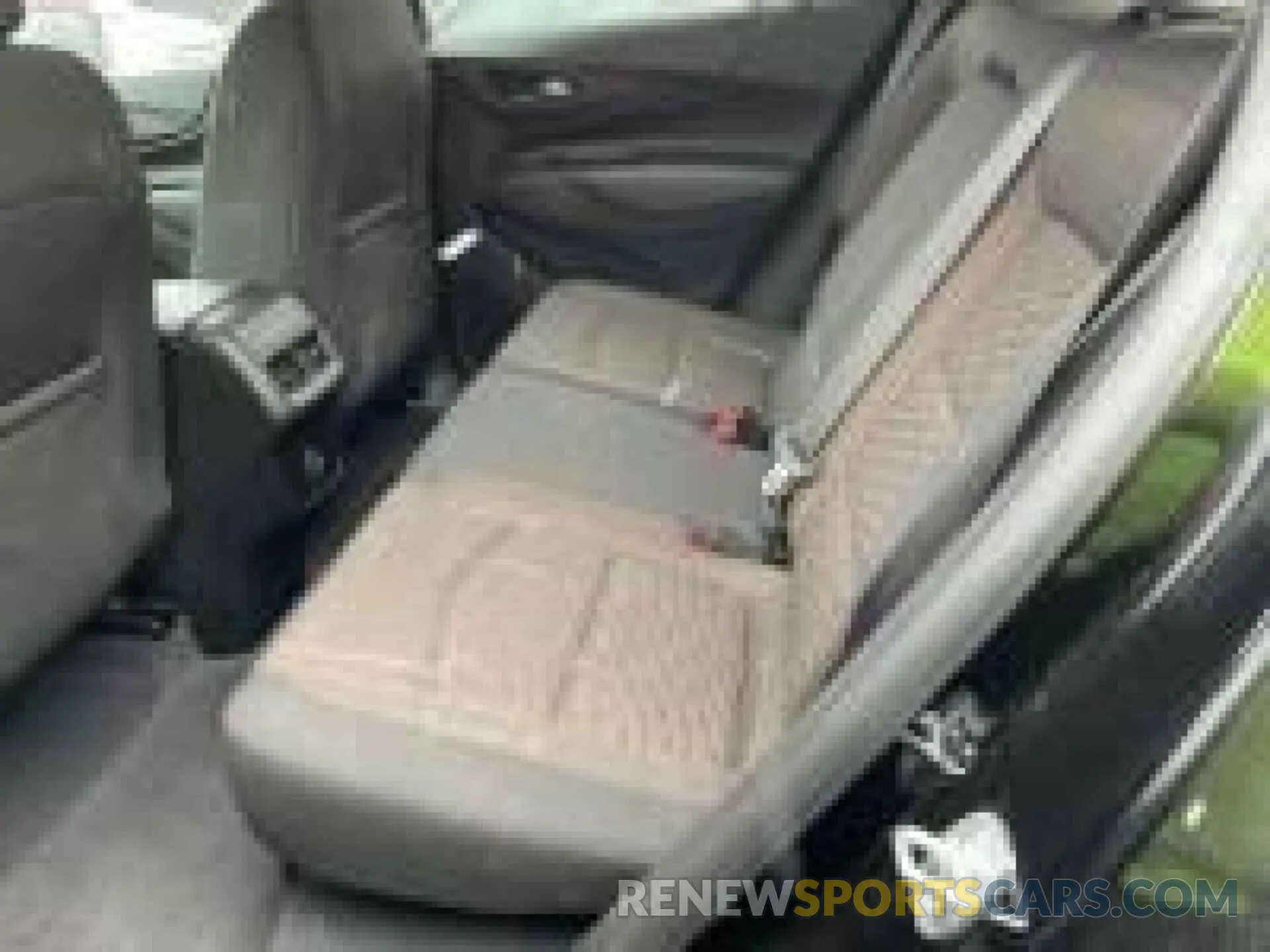 7 Photograph of a damaged car 2GNAXTEV7K6255803 CHEVROLET EQUINOX 2019