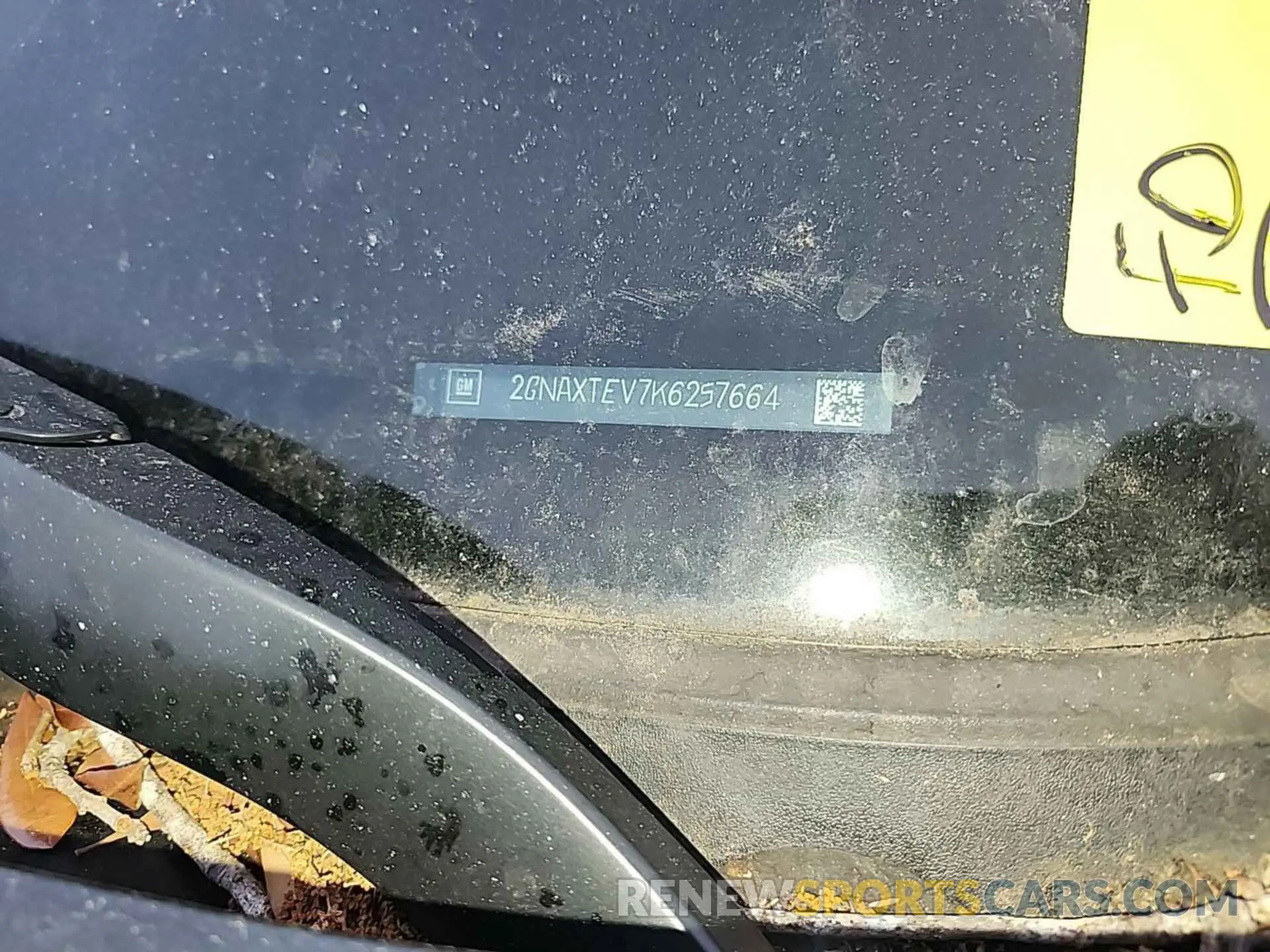 16 Photograph of a damaged car 2GNAXTEV7K6257664 CHEVROLET EQUINOX 2019