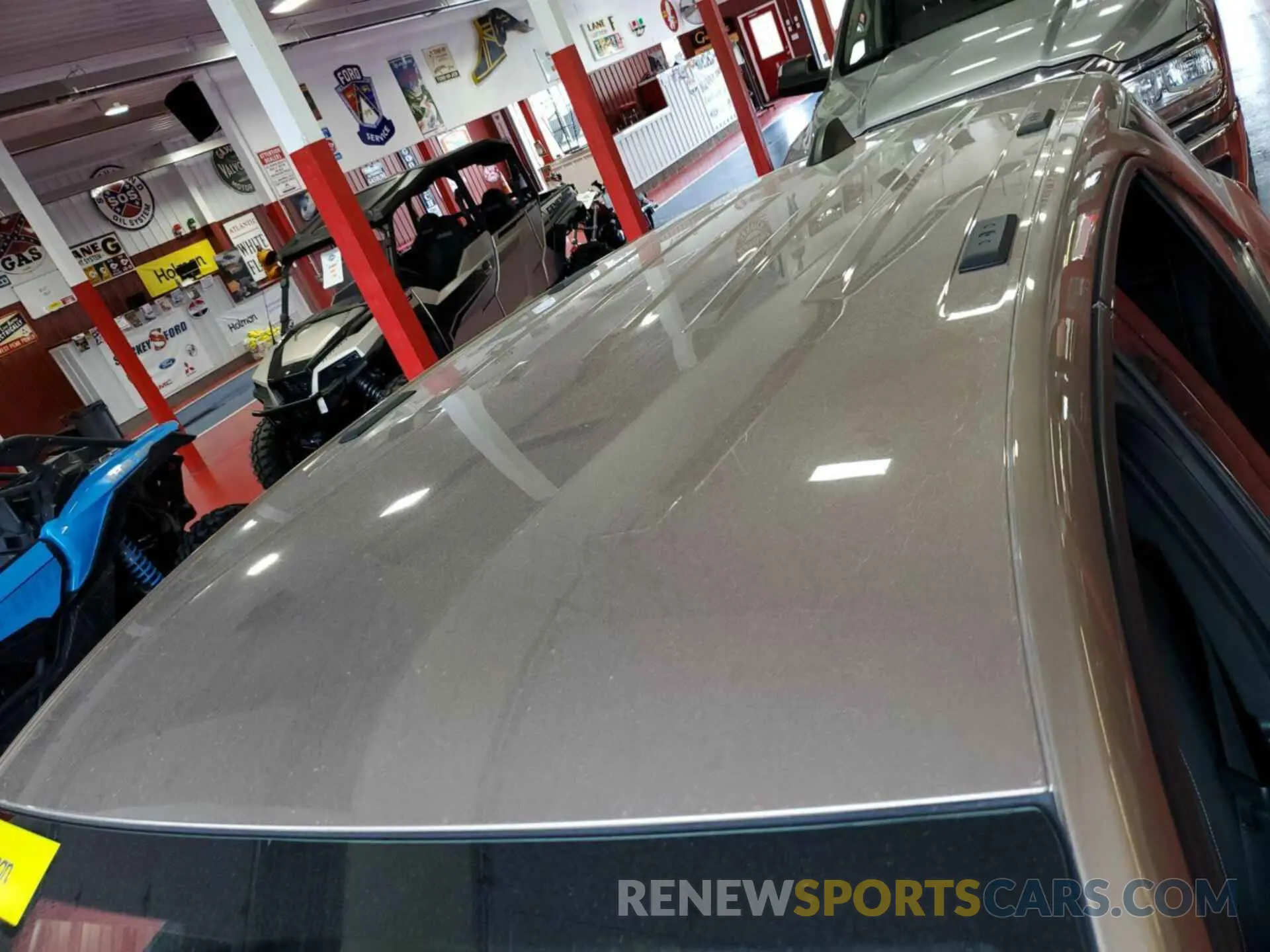29 Photograph of a damaged car 2GNAXTEV7K6258068 CHEVROLET EQUINOX 2019
