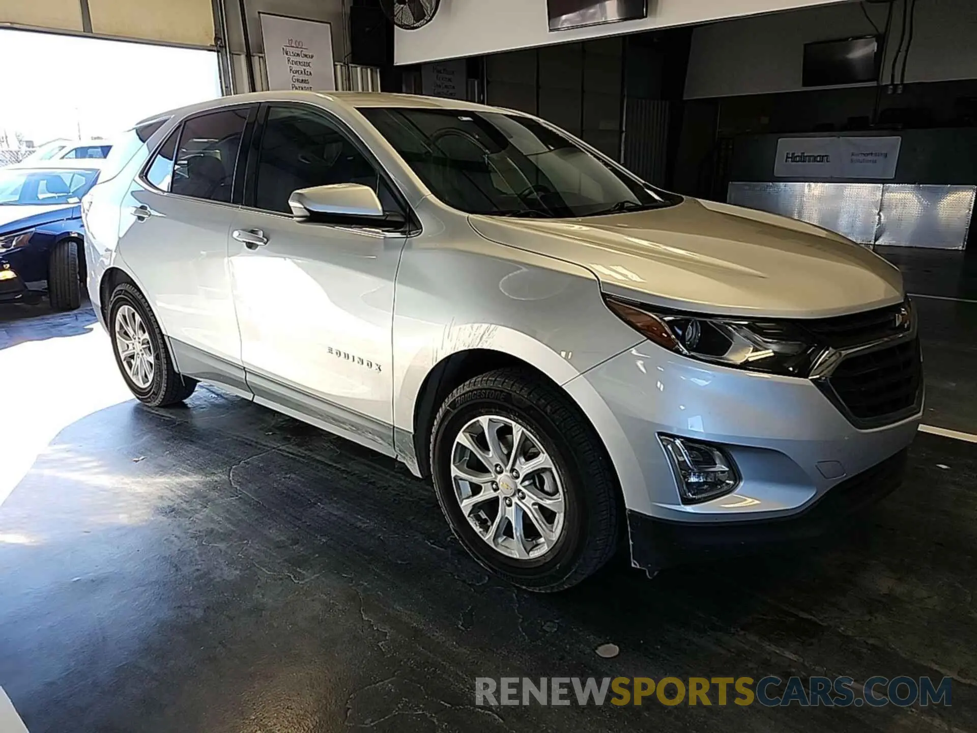 12 Photograph of a damaged car 2GNAXTEV7K6263304 CHEVROLET EQUINOX 2019