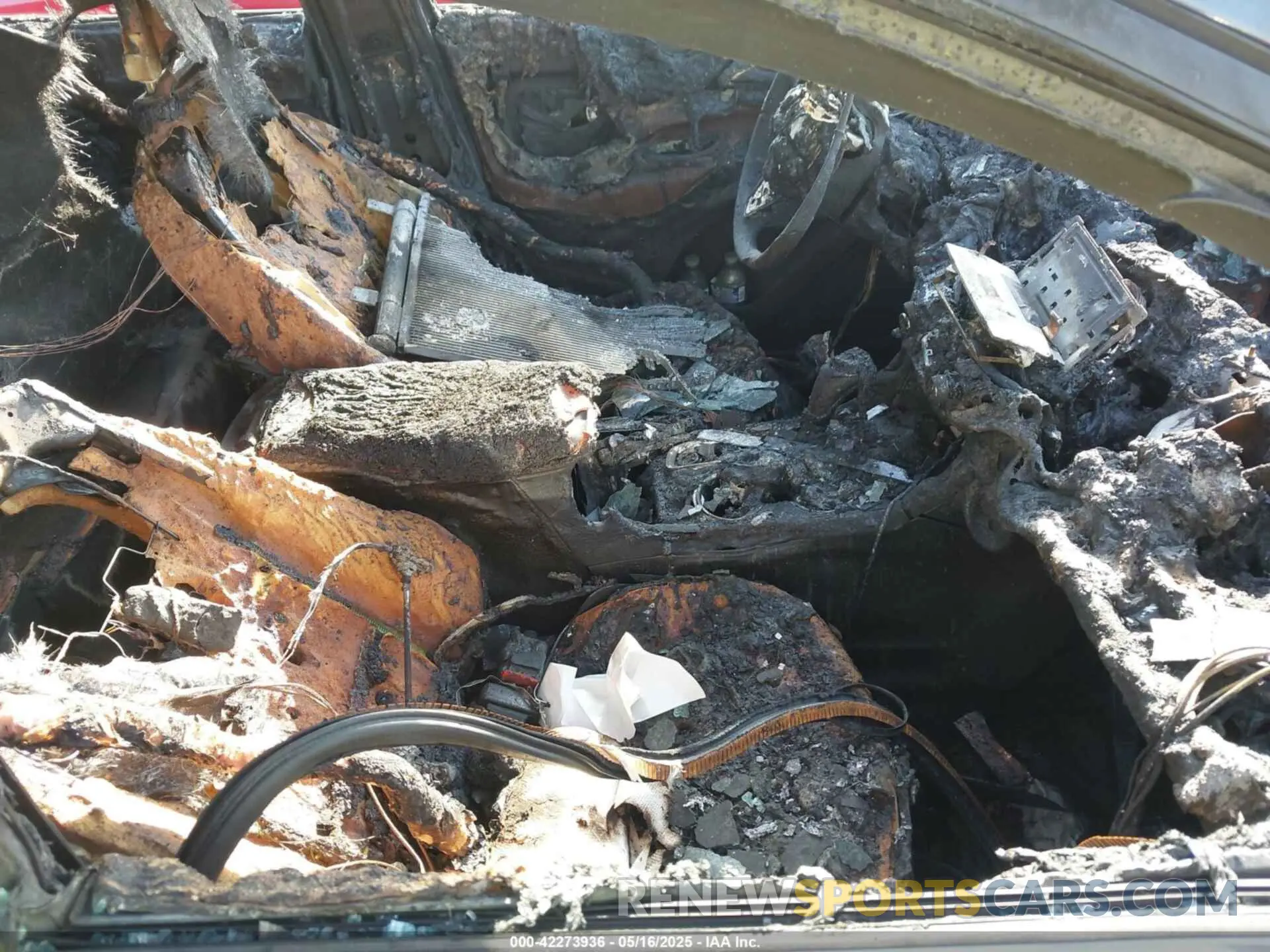 5 Photograph of a damaged car 2GNAXTEV7K6286825 CHEVROLET EQUINOX 2019