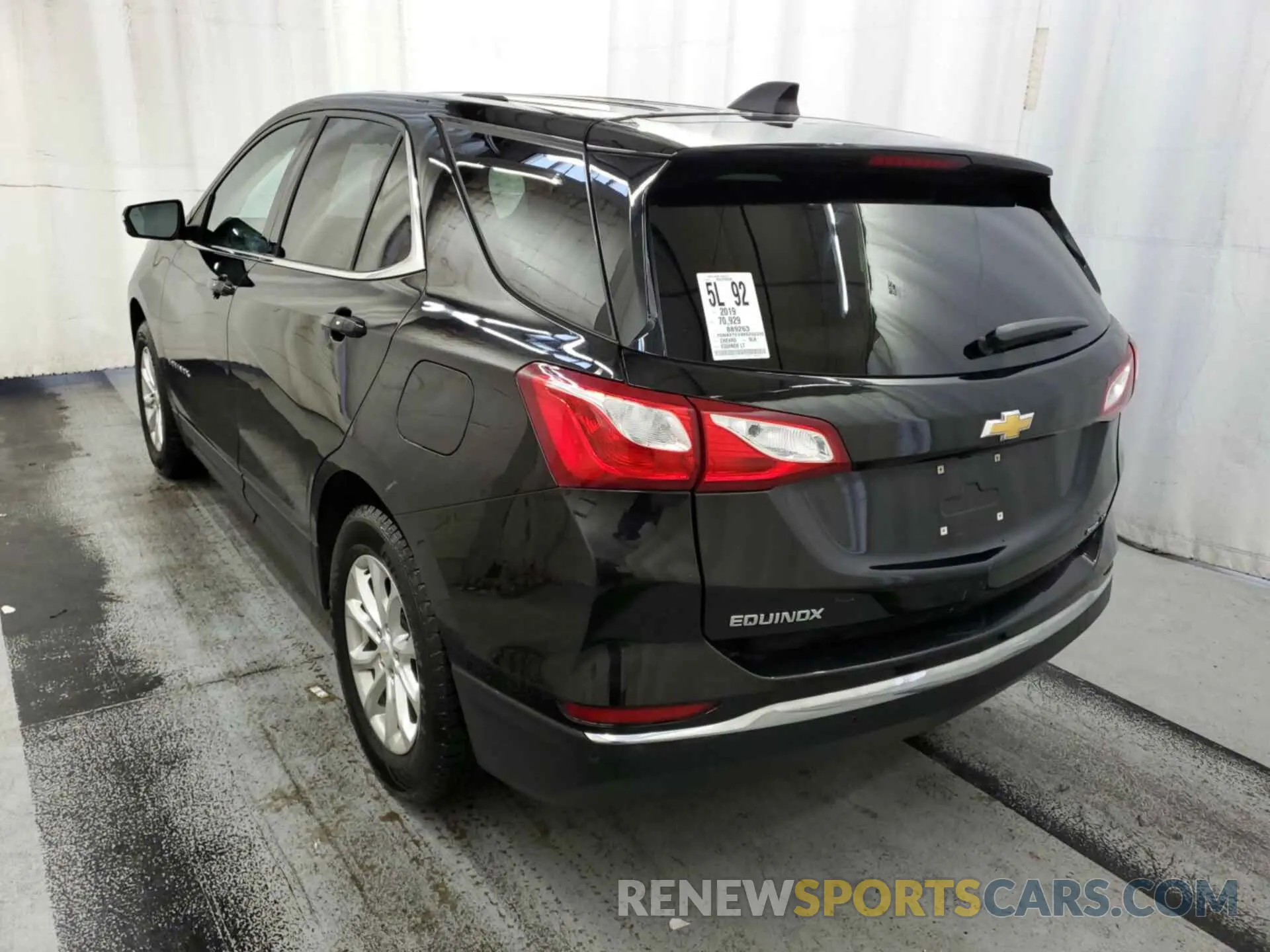 30 Photograph of a damaged car 2GNAXTEV8K6256328 CHEVROLET EQUINOX 2019