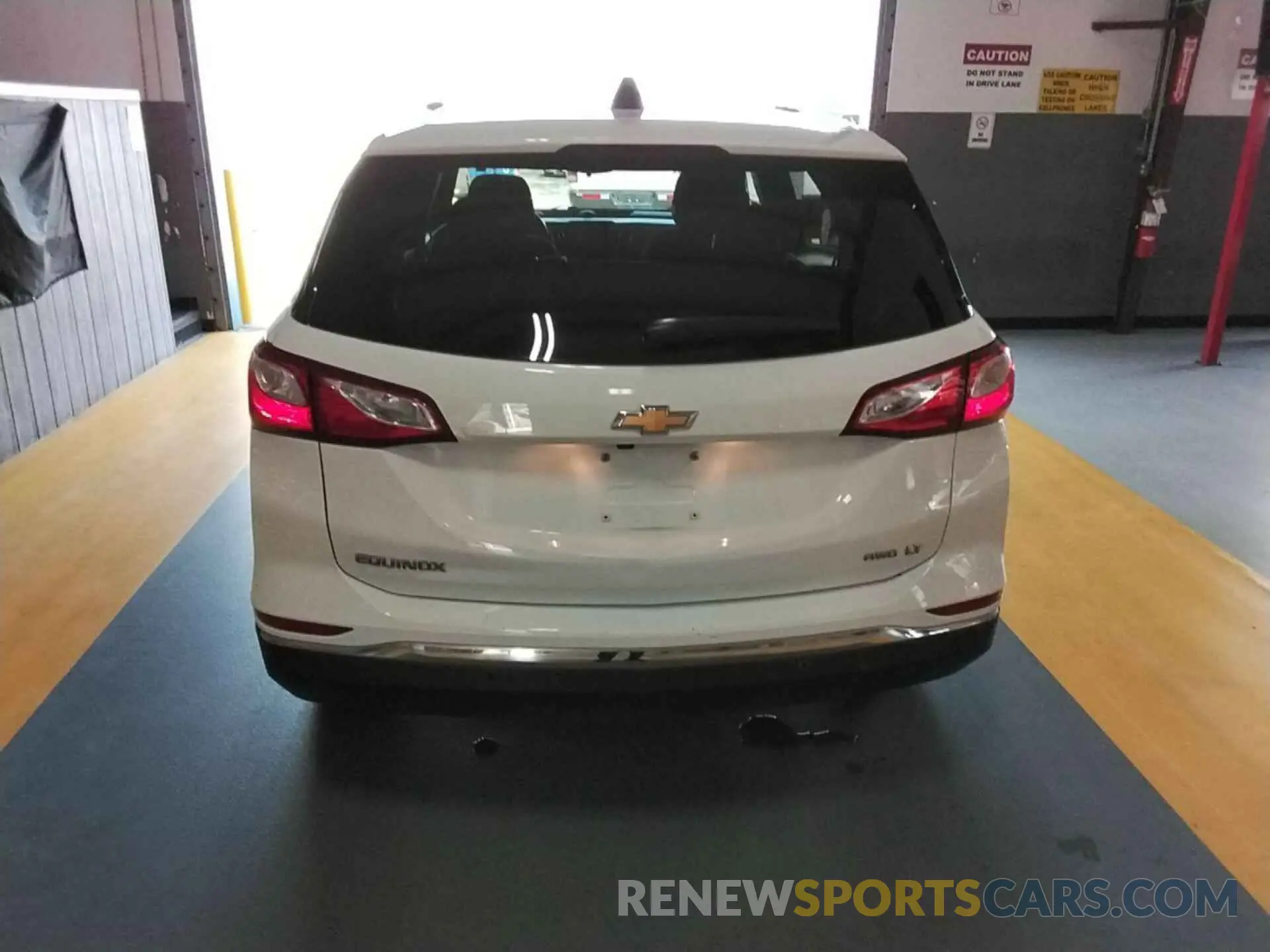 11 Photograph of a damaged car 2GNAXTEV8K6257270 CHEVROLET EQUINOX 2019