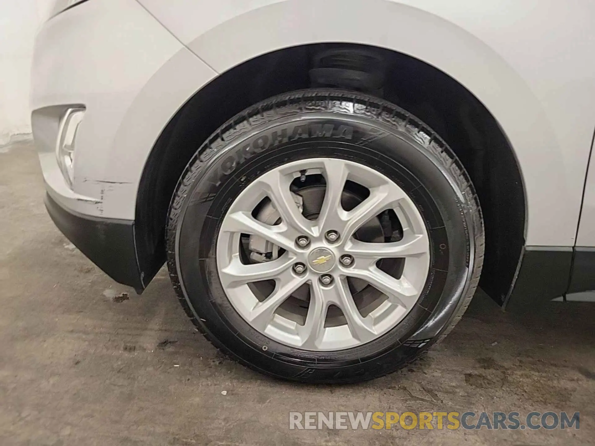 1 Photograph of a damaged car 2GNAXTEV8K6257804 CHEVROLET EQUINOX 2019