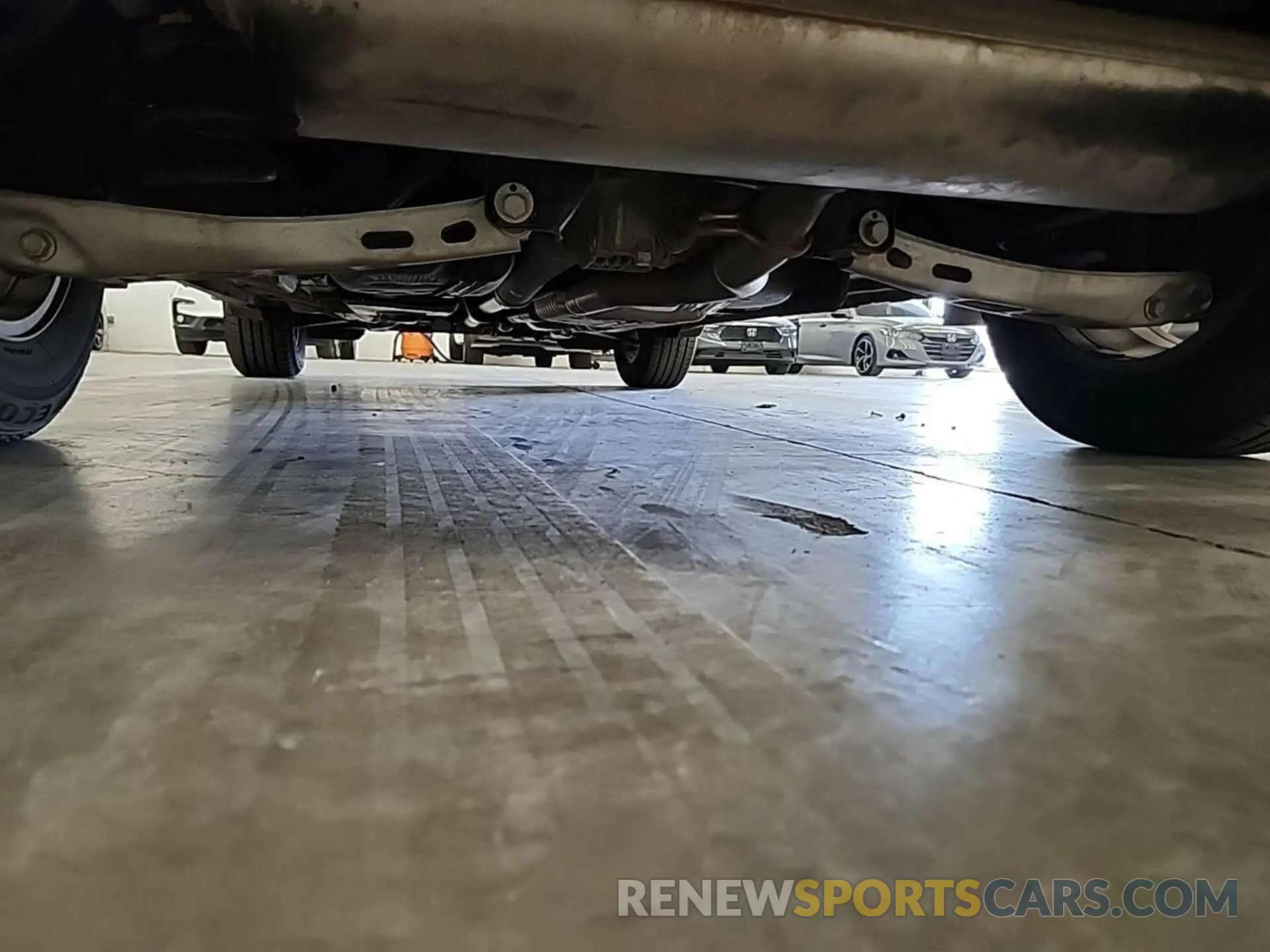 13 Photograph of a damaged car 2GNAXTEV8K6257804 CHEVROLET EQUINOX 2019
