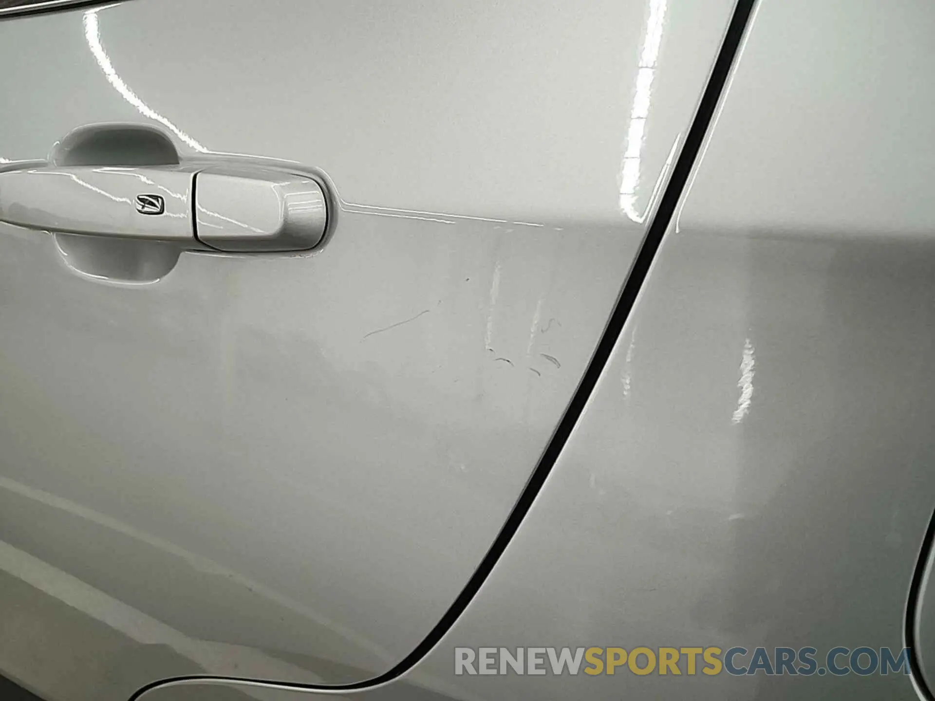 26 Photograph of a damaged car 2GNAXTEV8K6257804 CHEVROLET EQUINOX 2019