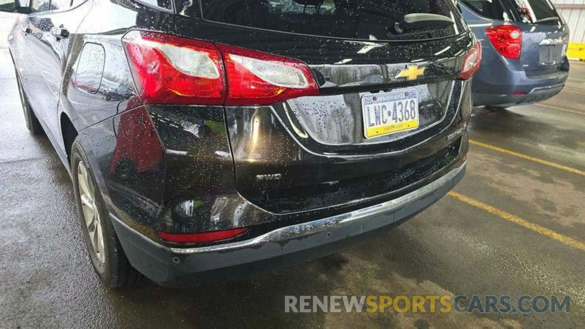 7 Photograph of a damaged car 2GNAXTEV8K6261870 CHEVROLET EQUINOX 2019