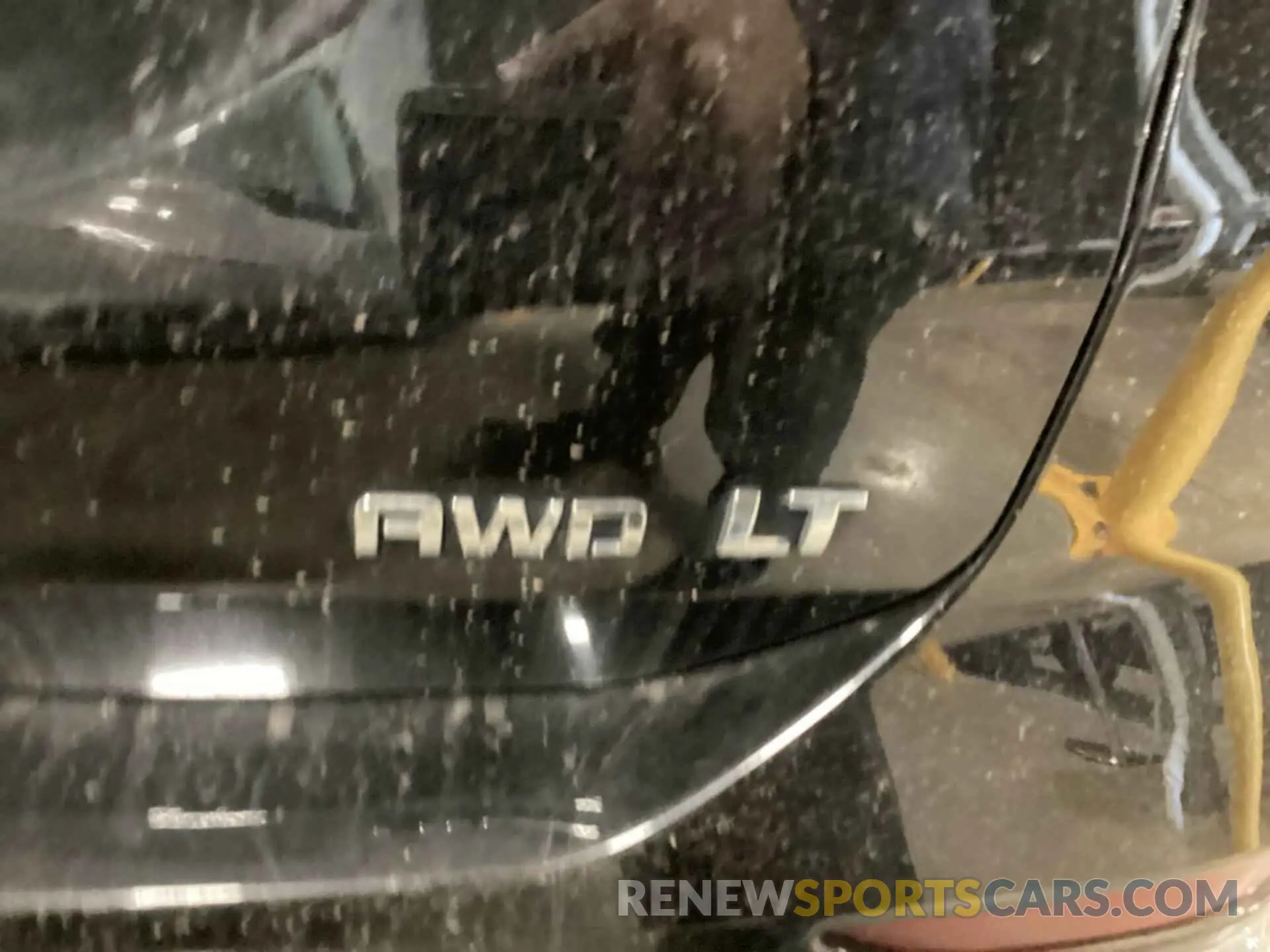 3 Photograph of a damaged car 2GNAXTEV9K6165388 CHEVROLET EQUINOX 2019