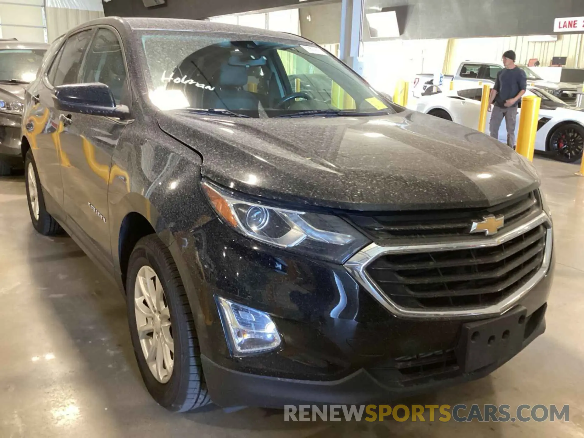 9 Photograph of a damaged car 2GNAXTEV9K6165388 CHEVROLET EQUINOX 2019