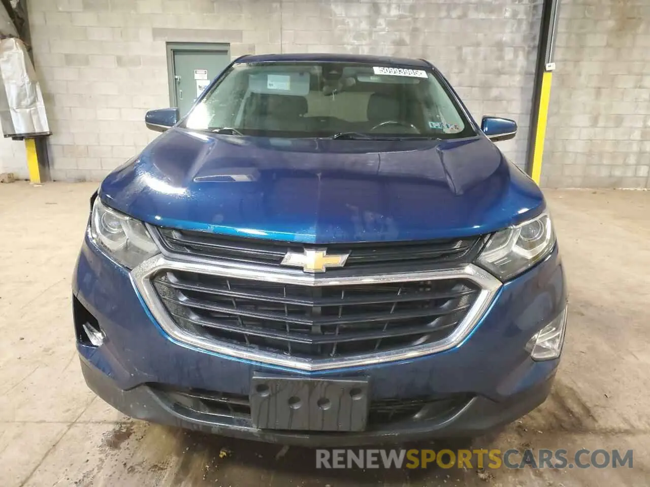 5 Photograph of a damaged car 2GNAXTEV9K6188511 CHEVROLET EQUINOX 2019