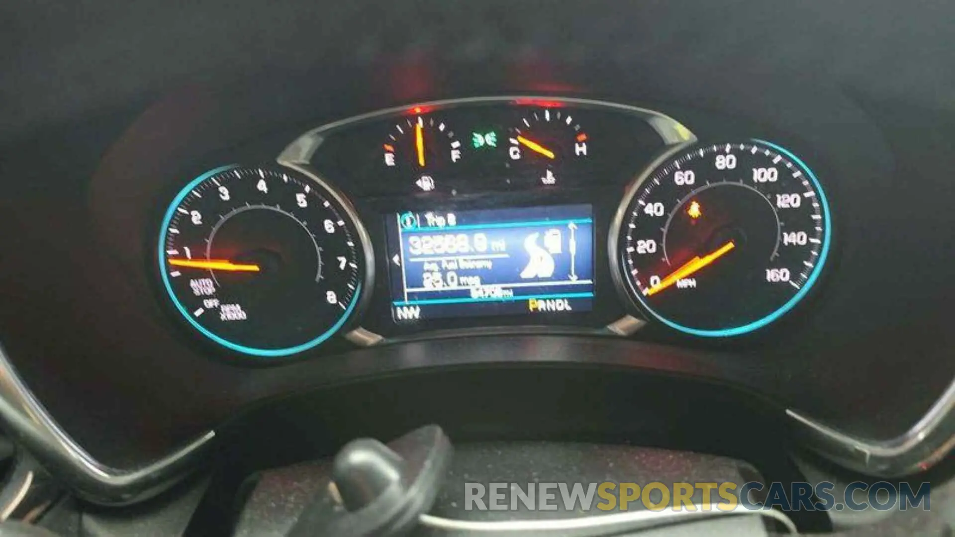 4 Photograph of a damaged car 2GNAXTEV9K6267564 CHEVROLET EQUINOX 2019