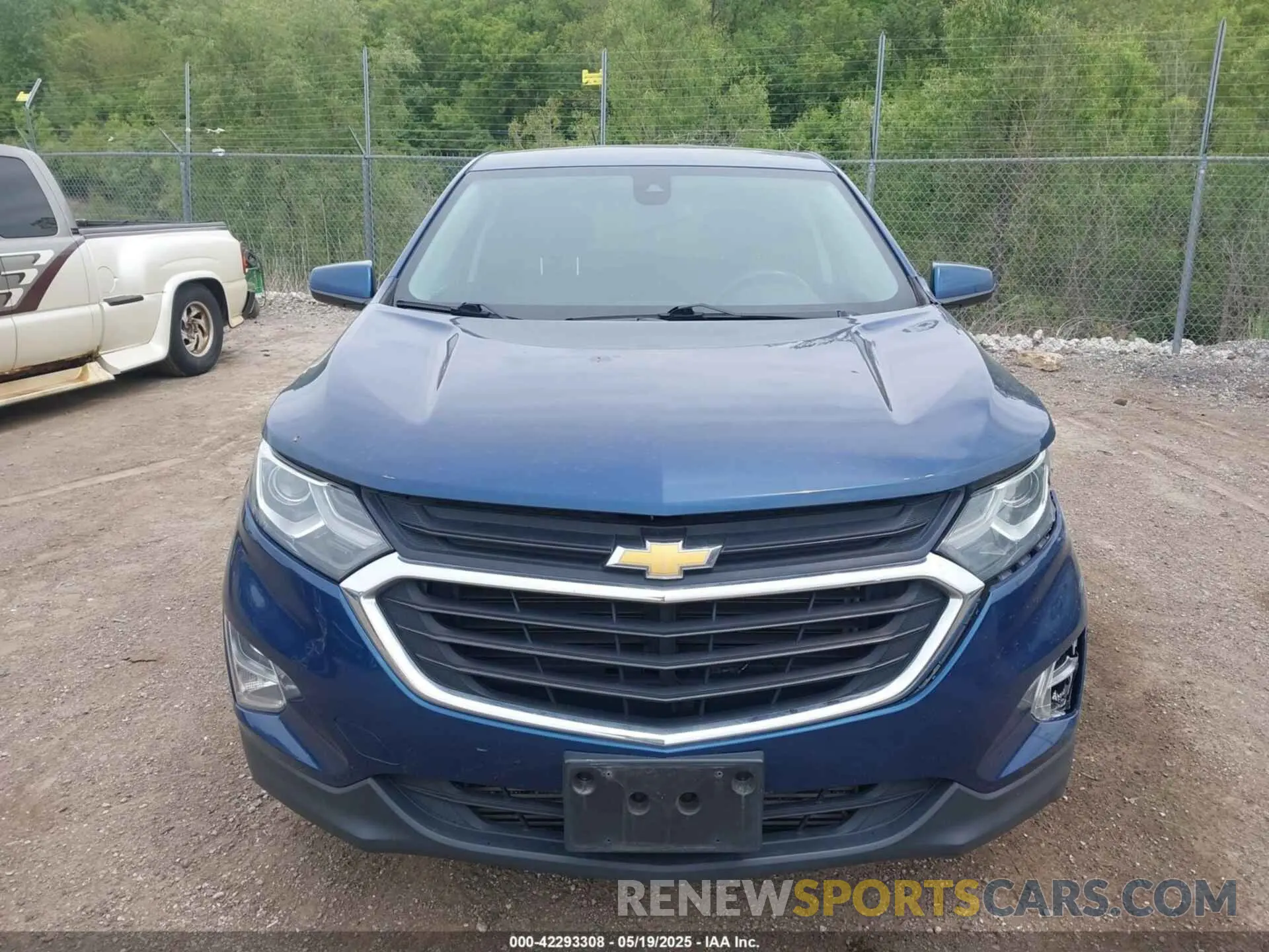 12 Photograph of a damaged car 2GNAXTEVXK6174908 CHEVROLET EQUINOX 2019