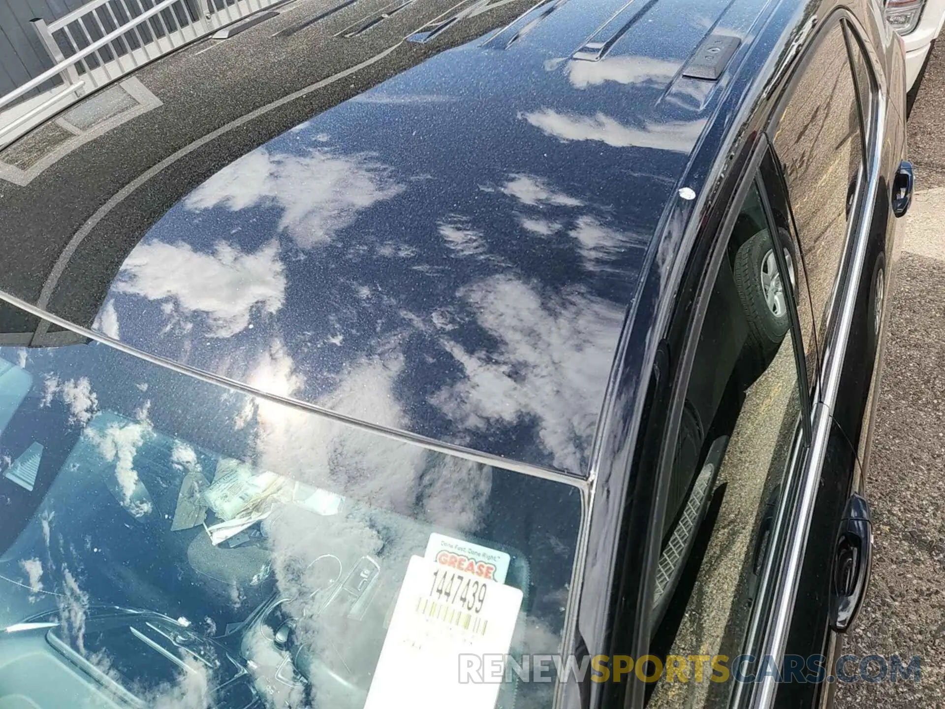 23 Photograph of a damaged car 2GNAXTEVXK6198058 CHEVROLET EQUINOX 2019