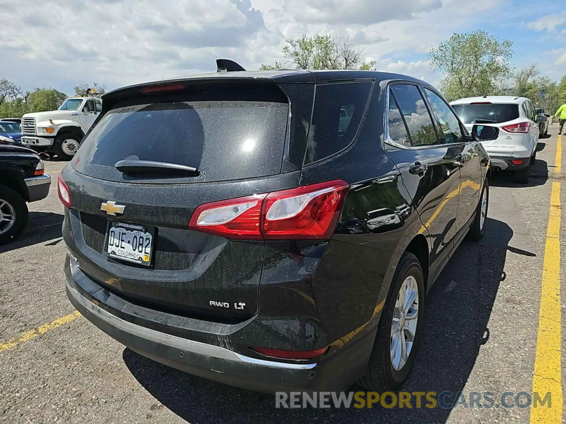27 Photograph of a damaged car 2GNAXTEVXK6198058 CHEVROLET EQUINOX 2019
