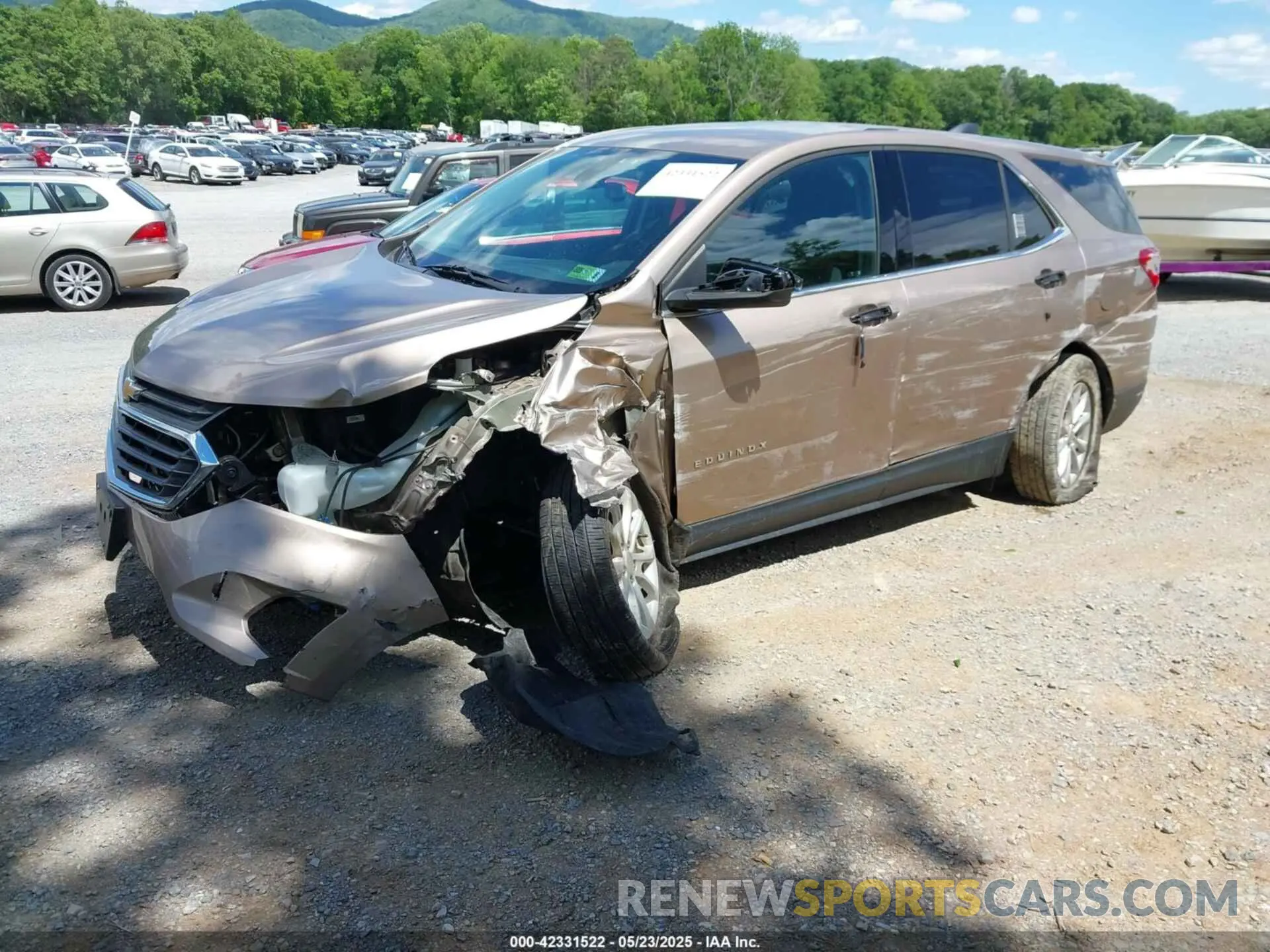 2 Photograph of a damaged car 2GNAXTEVXK6232662 CHEVROLET EQUINOX 2019