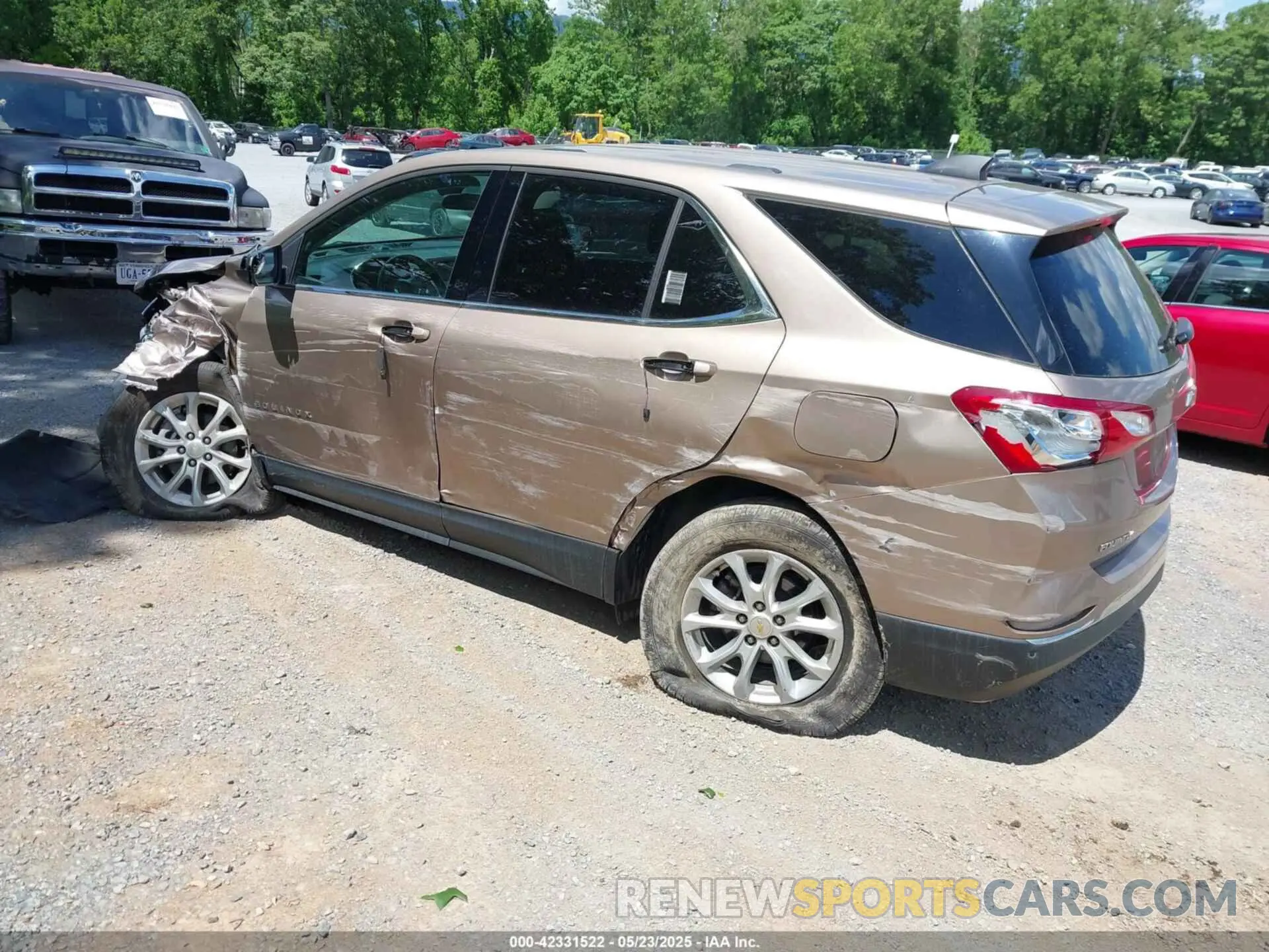 3 Photograph of a damaged car 2GNAXTEVXK6232662 CHEVROLET EQUINOX 2019