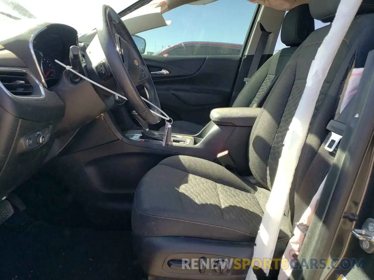 7 Photograph of a damaged car 2GNAXTEVXK6236145 CHEVROLET EQUINOX 2019