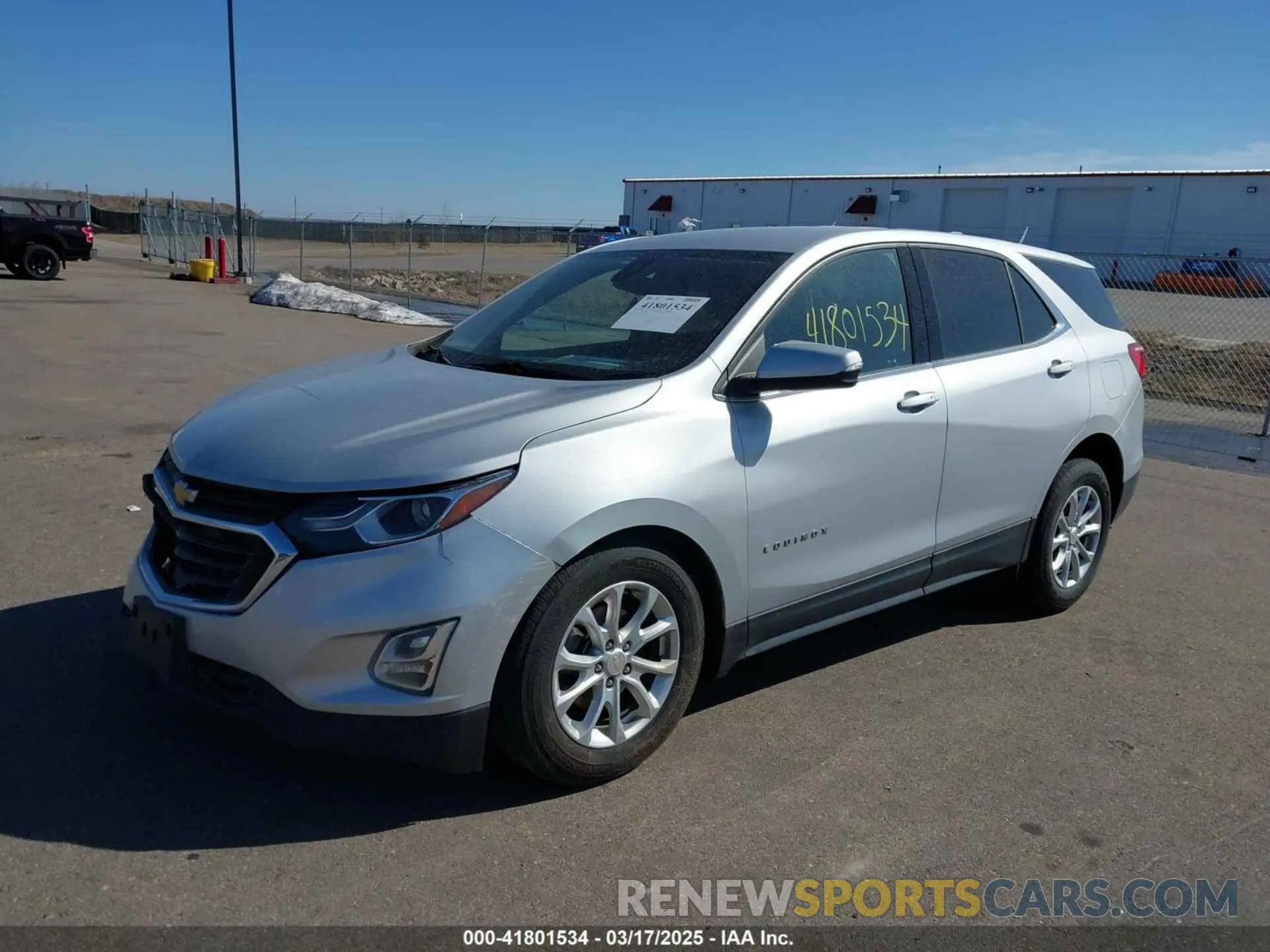 2 Photograph of a damaged car 2GNAXTEVXK6240924 CHEVROLET EQUINOX 2019