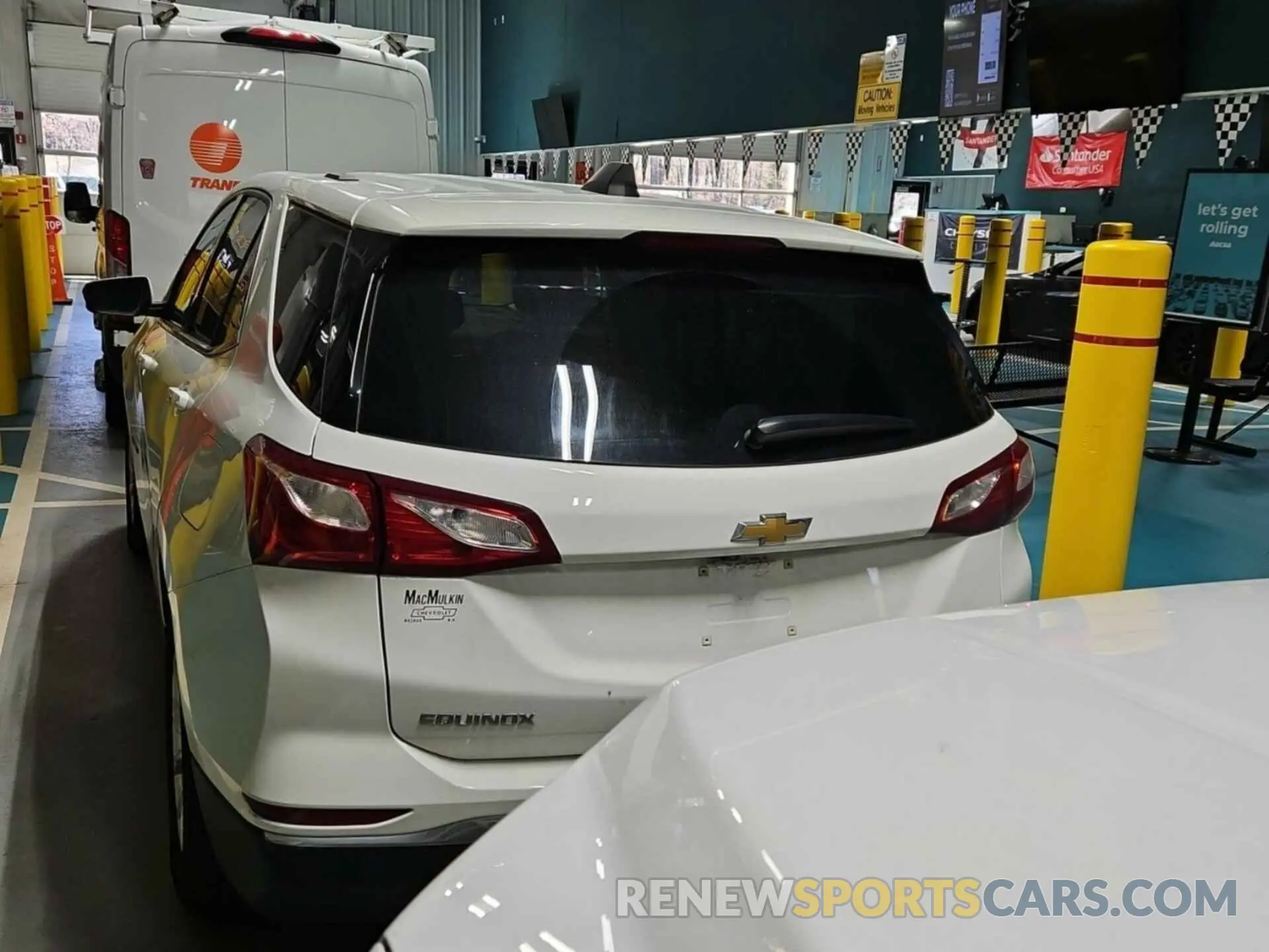 23 Photograph of a damaged car 2GNAXTEVXK6258081 CHEVROLET EQUINOX 2019