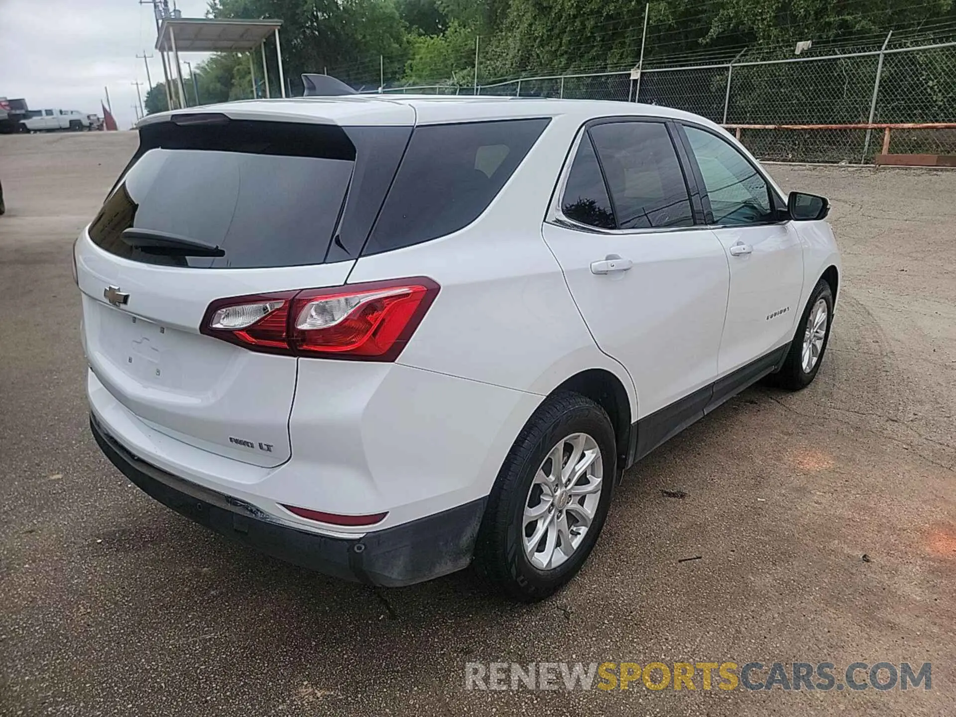 5 Photograph of a damaged car 2GNAXTEVXK6273244 CHEVROLET EQUINOX 2019