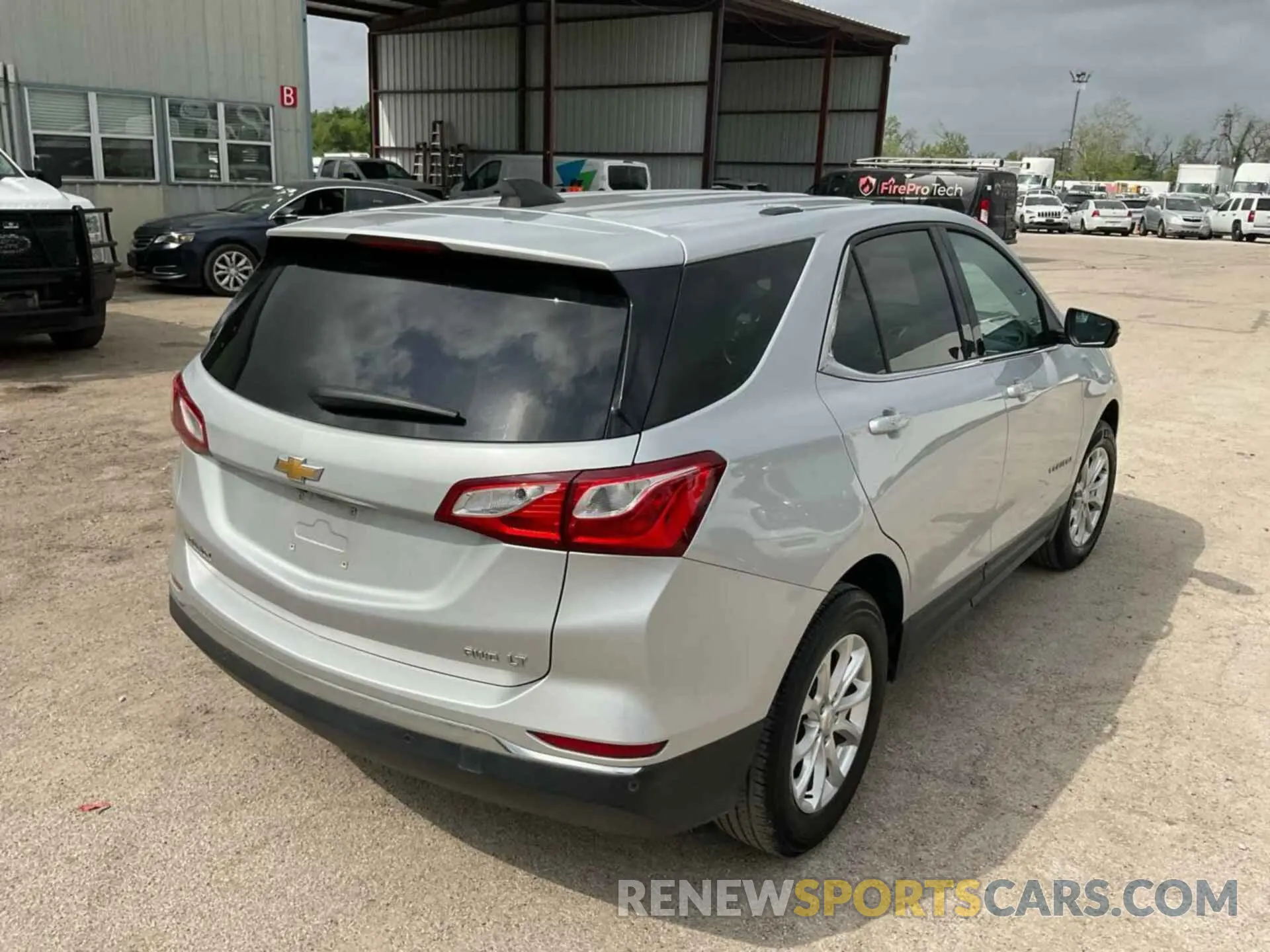 6 Photograph of a damaged car 2GNAXTEVXK6276015 CHEVROLET EQUINOX 2019