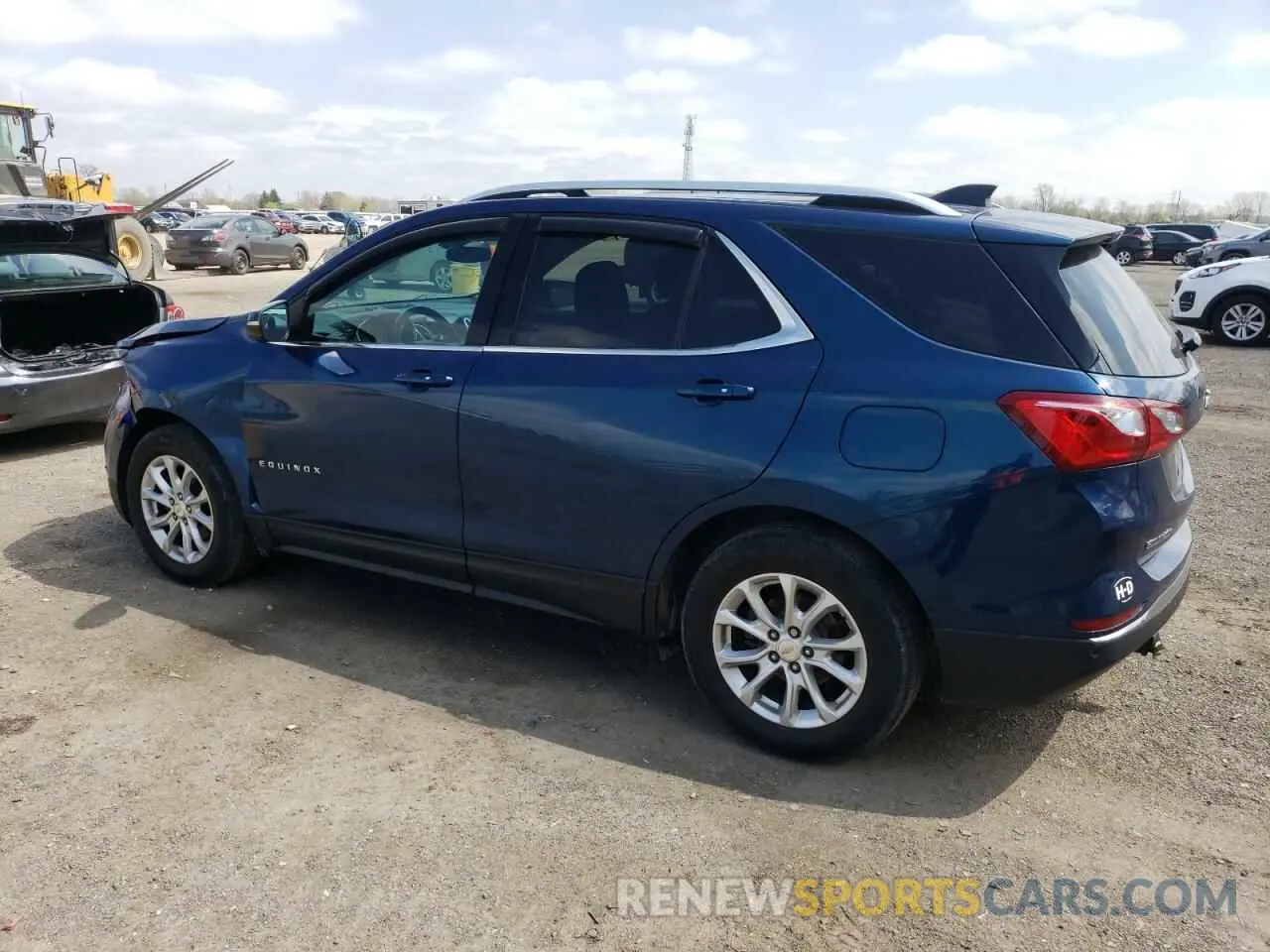 2 Photograph of a damaged car 2GNAXUEV0K6136366 CHEVROLET EQUINOX 2019