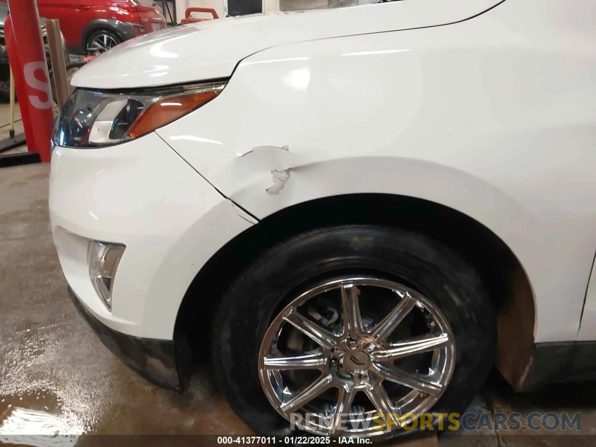 6 Photograph of a damaged car 2GNAXUEV0K6182506 CHEVROLET EQUINOX 2019