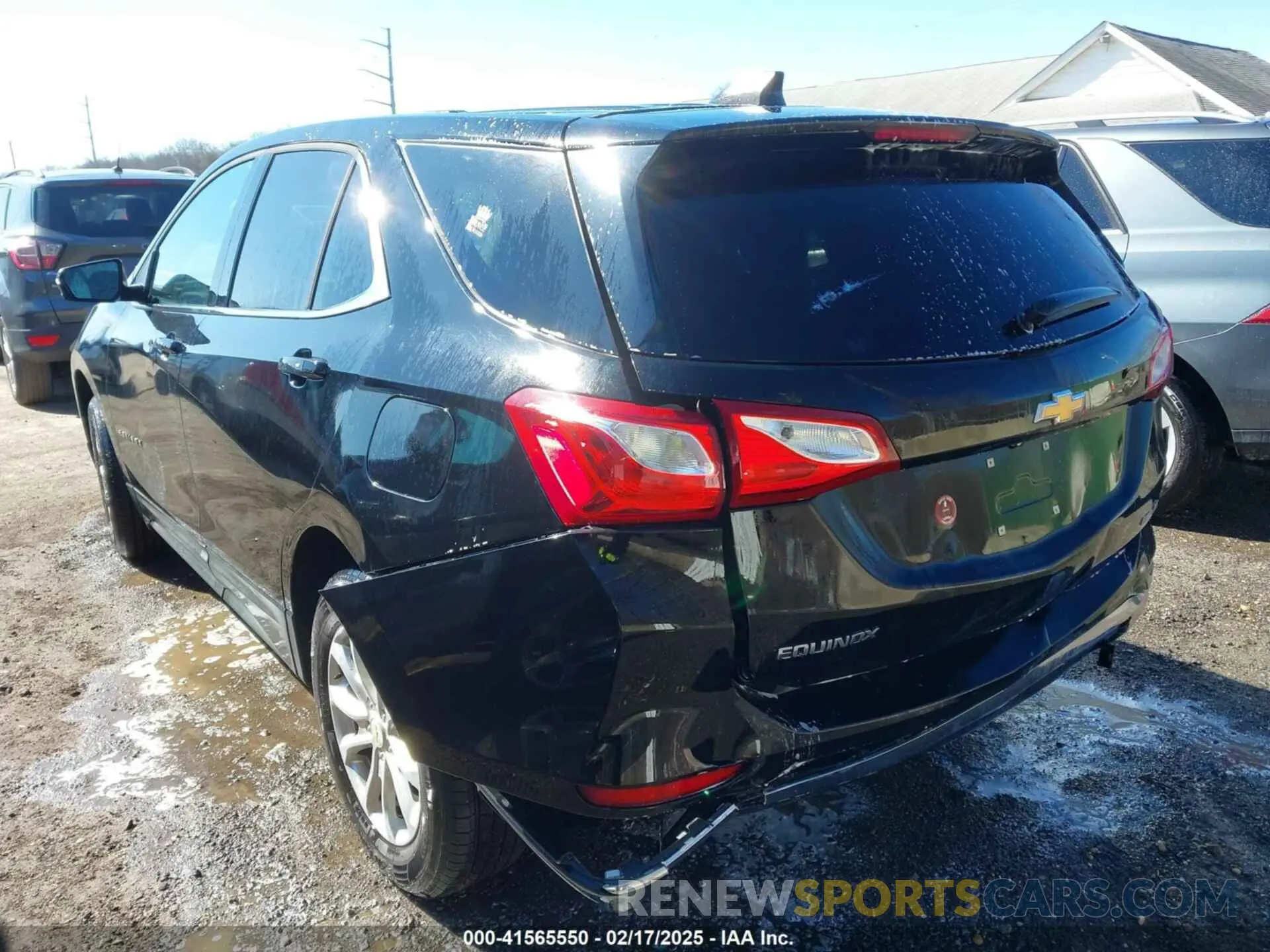 6 Photograph of a damaged car 2GNAXUEV0K6185454 CHEVROLET EQUINOX 2019