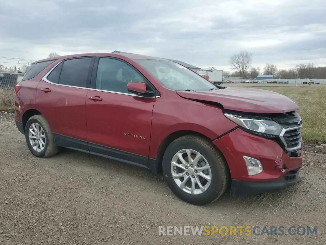 4 Photograph of a damaged car 2GNAXUEV0K6230876 CHEVROLET EQUINOX 2019
