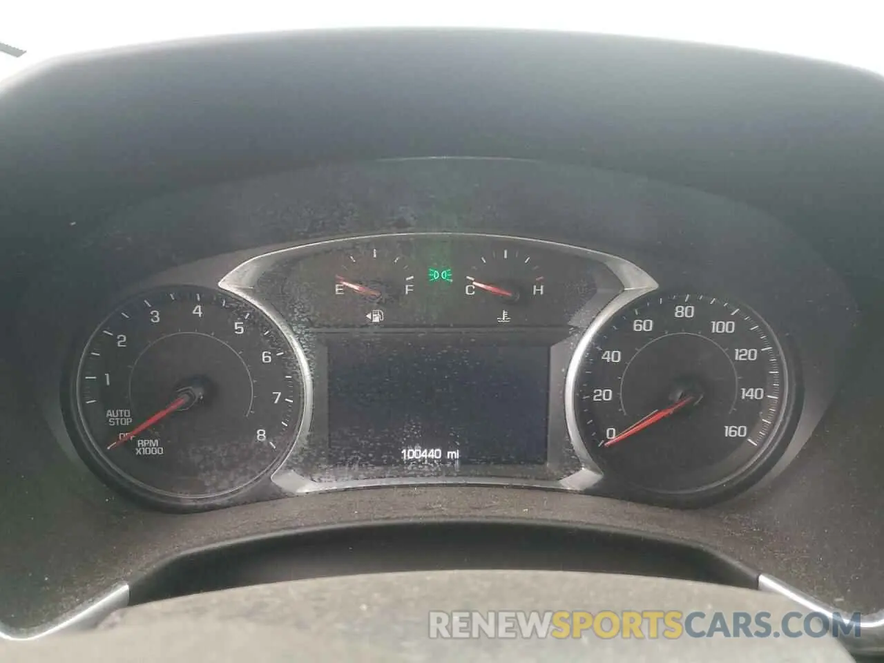 9 Photograph of a damaged car 2GNAXUEV0K6230876 CHEVROLET EQUINOX 2019