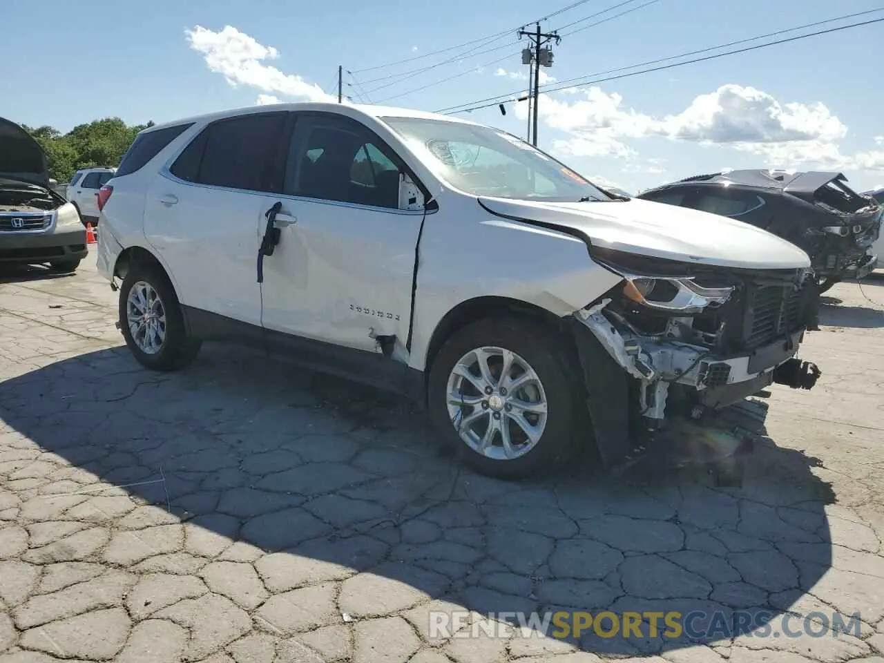 4 Photograph of a damaged car 2GNAXUEV0K6251596 CHEVROLET EQUINOX 2019