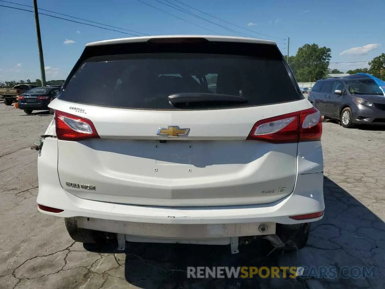 6 Photograph of a damaged car 2GNAXUEV0K6251596 CHEVROLET EQUINOX 2019