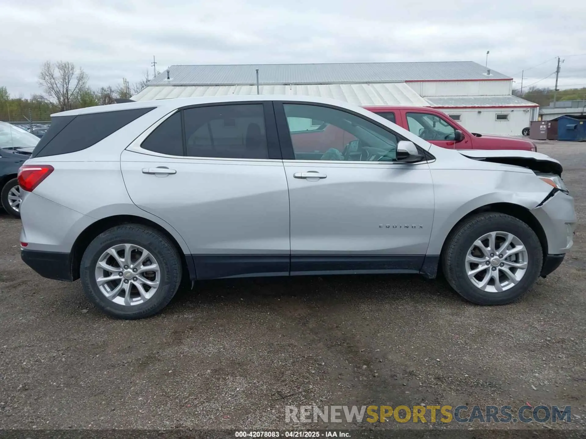 13 Photograph of a damaged car 2GNAXUEV0K6262789 CHEVROLET EQUINOX 2019