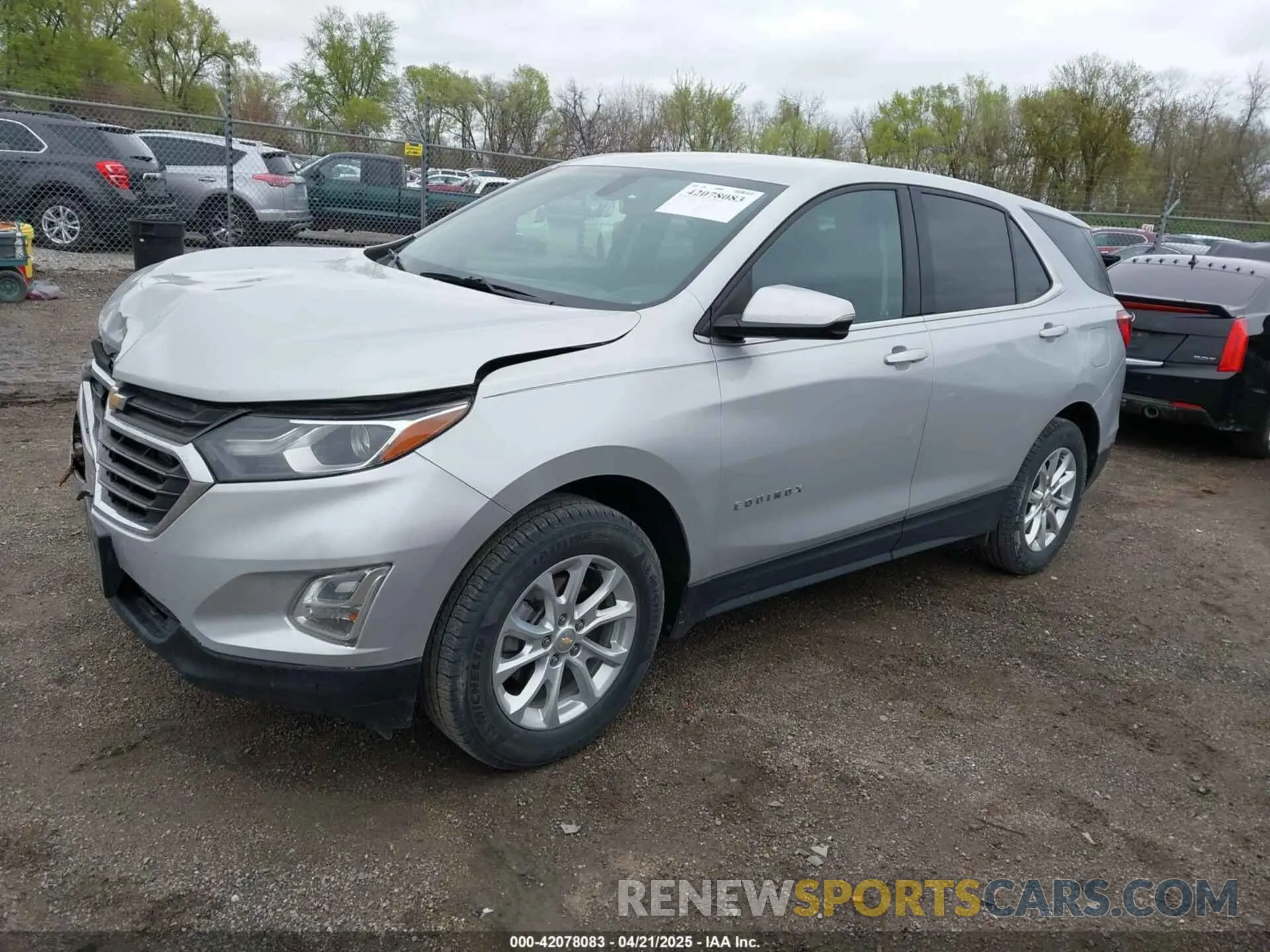 2 Photograph of a damaged car 2GNAXUEV0K6262789 CHEVROLET EQUINOX 2019
