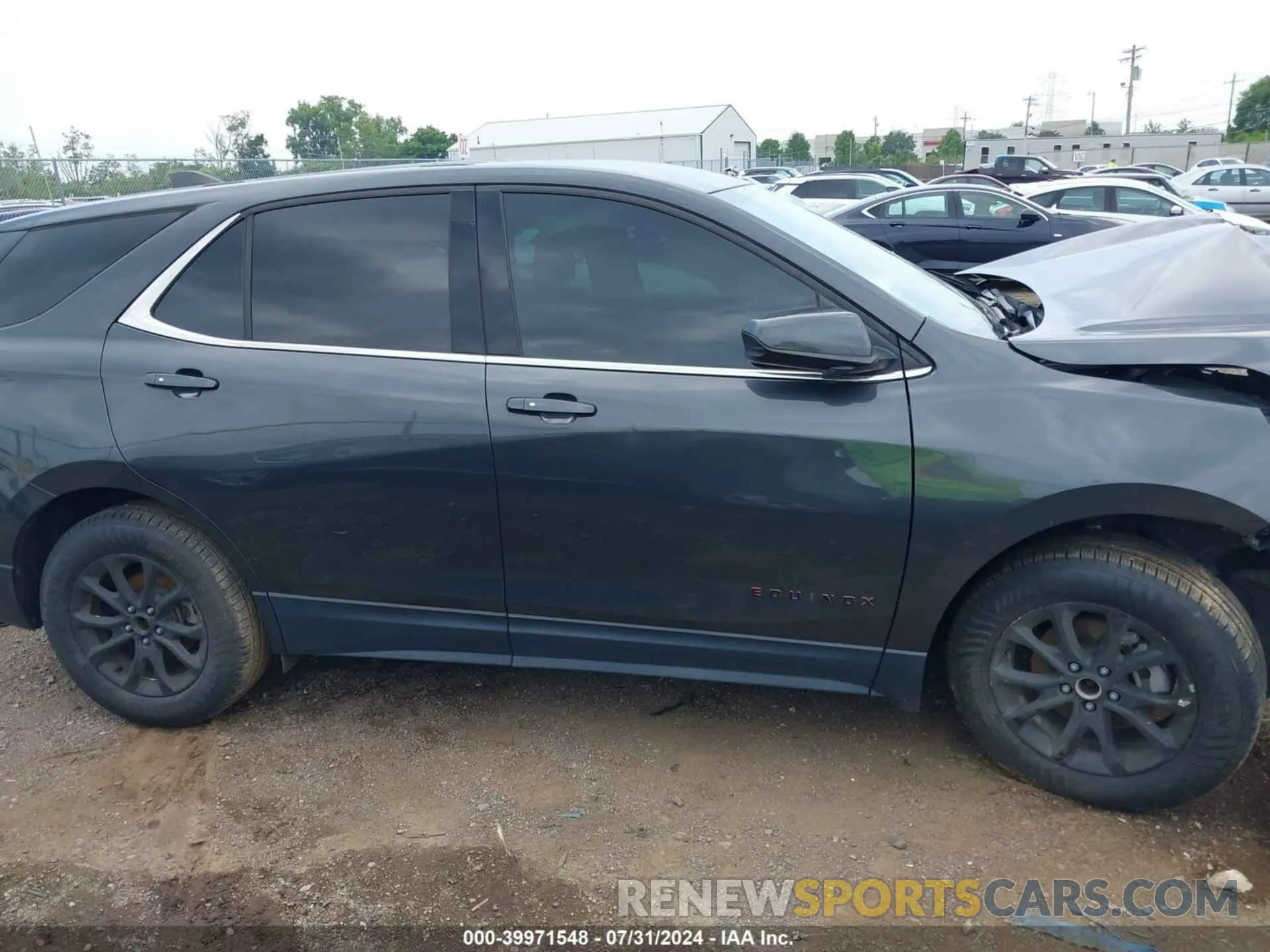 13 Photograph of a damaged car 2GNAXUEV1K6116045 CHEVROLET EQUINOX 2019