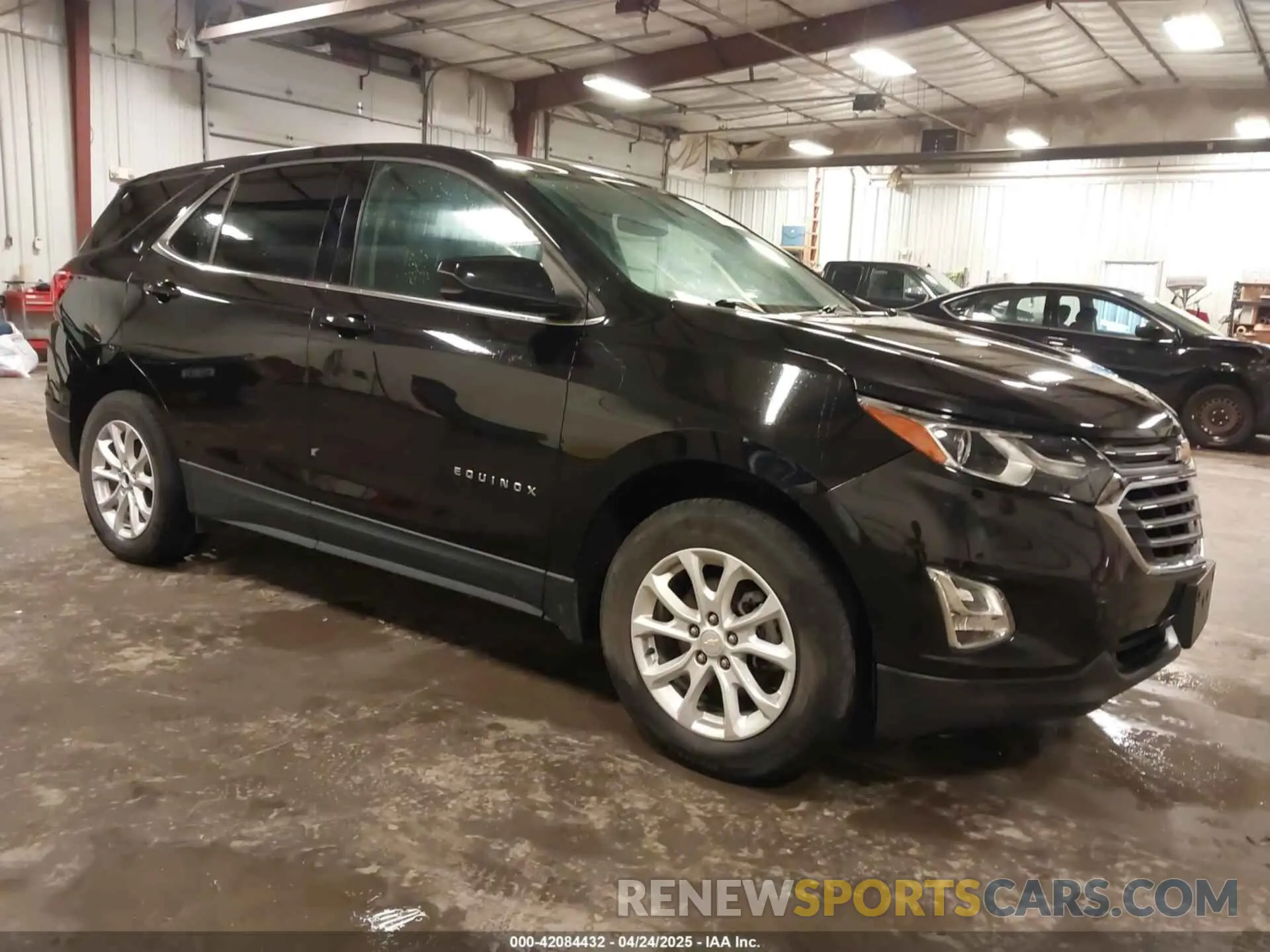 1 Photograph of a damaged car 2GNAXUEV1K6185169 CHEVROLET EQUINOX 2019