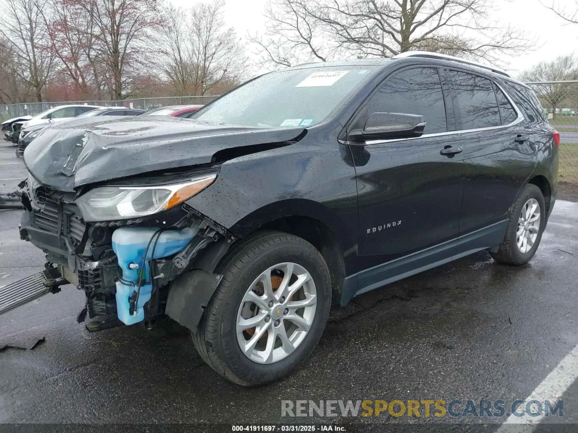 2 Photograph of a damaged car 2GNAXUEV1K6223130 CHEVROLET EQUINOX 2019