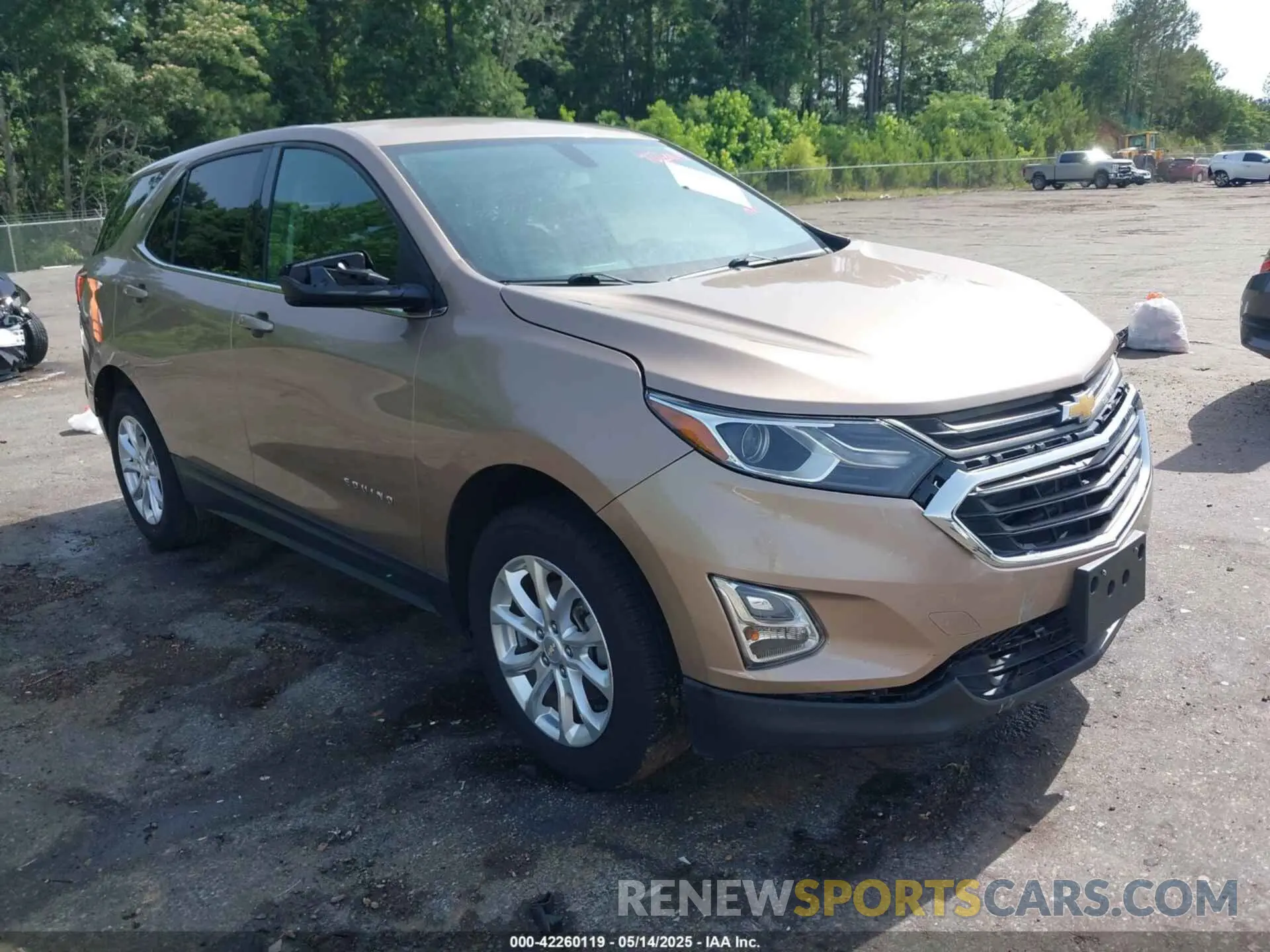 1 Photograph of a damaged car 2GNAXUEV1K6237013 CHEVROLET EQUINOX 2019
