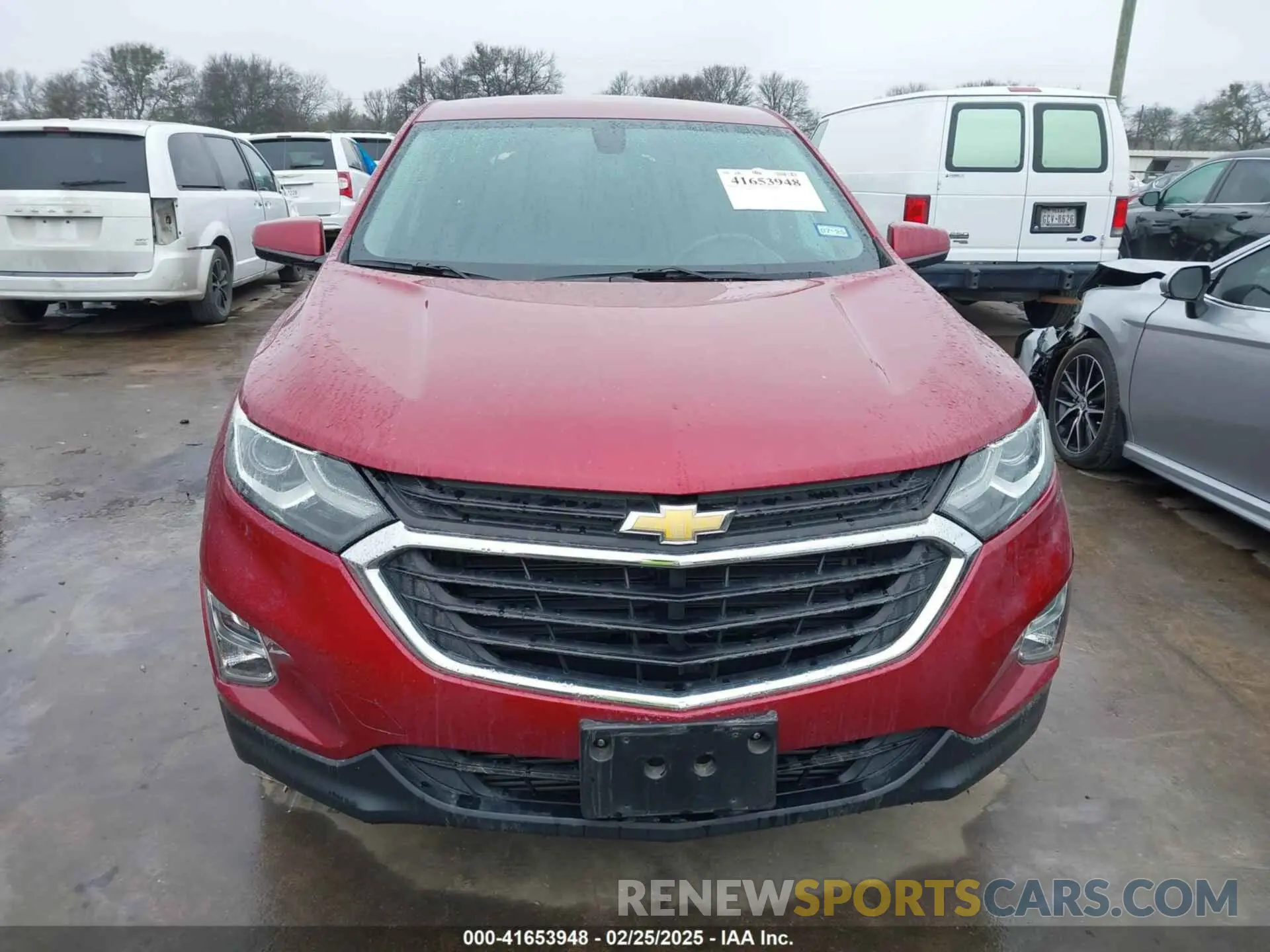 12 Photograph of a damaged car 2GNAXUEV1K6304337 CHEVROLET EQUINOX 2019