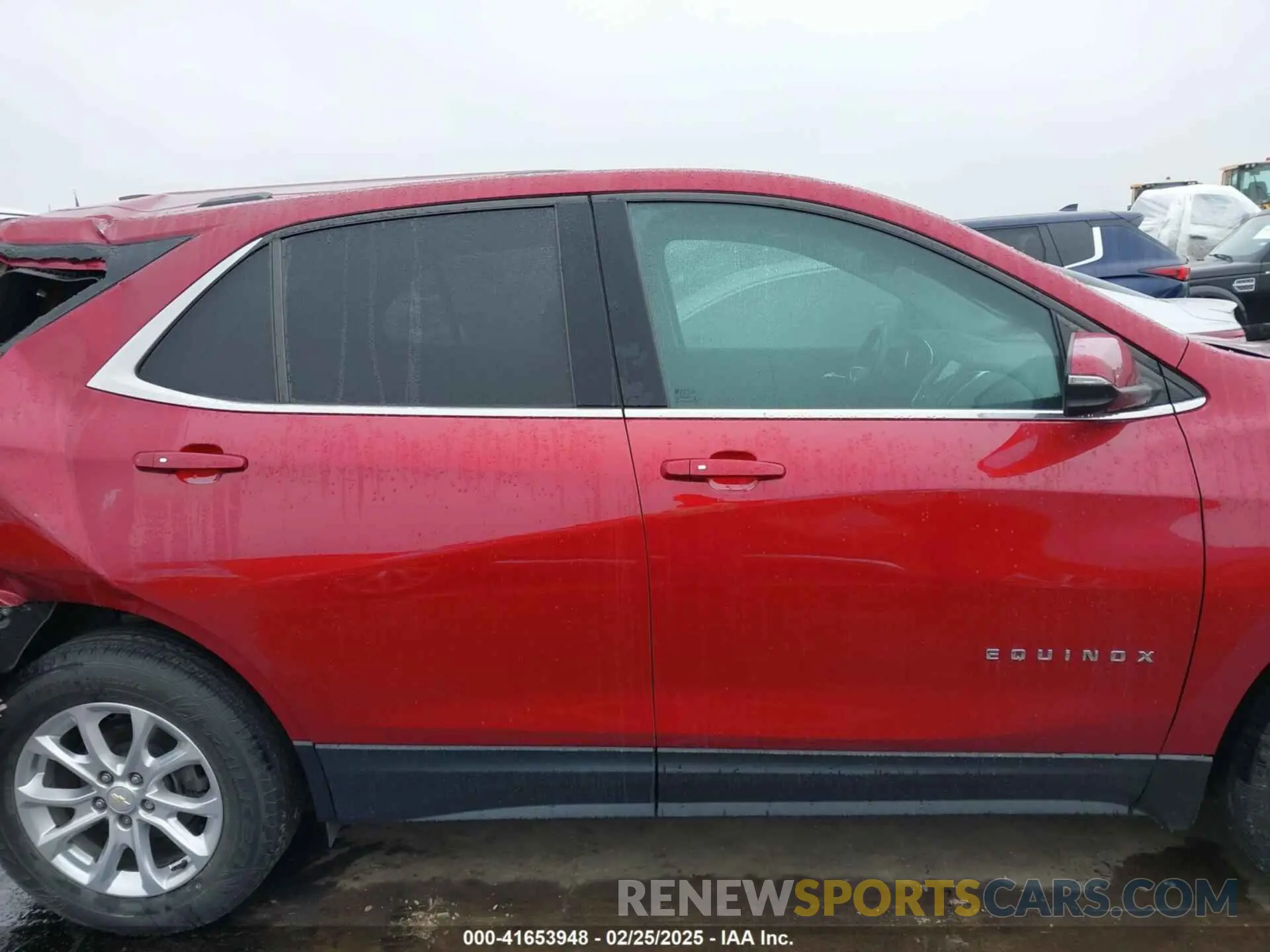 13 Photograph of a damaged car 2GNAXUEV1K6304337 CHEVROLET EQUINOX 2019