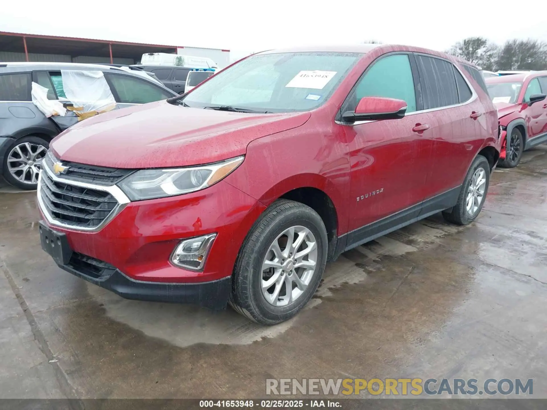 2 Photograph of a damaged car 2GNAXUEV1K6304337 CHEVROLET EQUINOX 2019