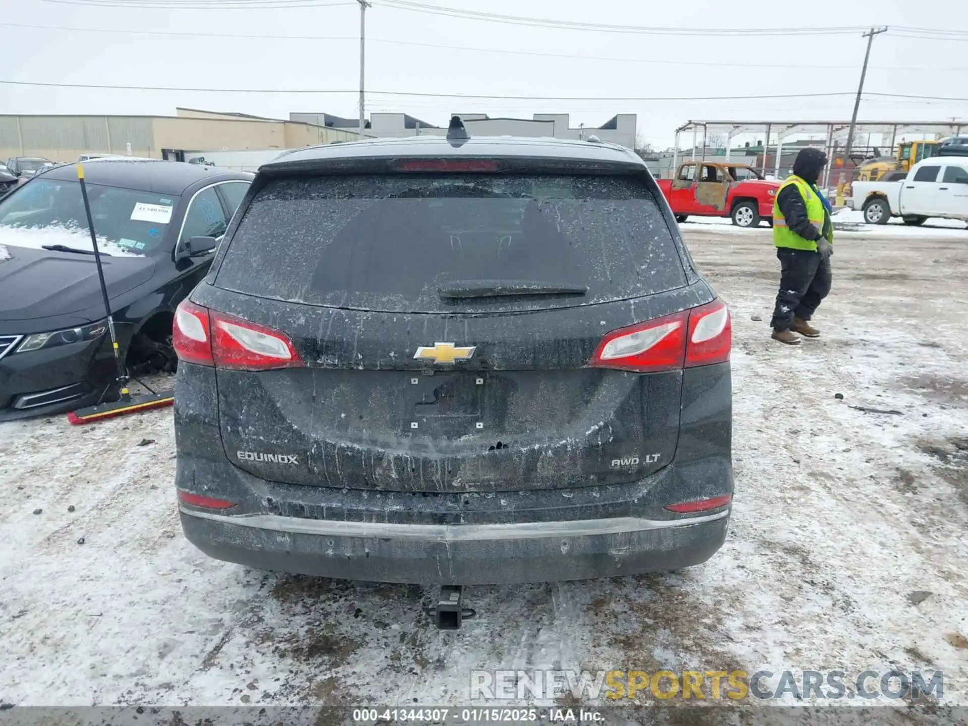 16 Photograph of a damaged car 2GNAXUEV1K6307531 CHEVROLET EQUINOX 2019