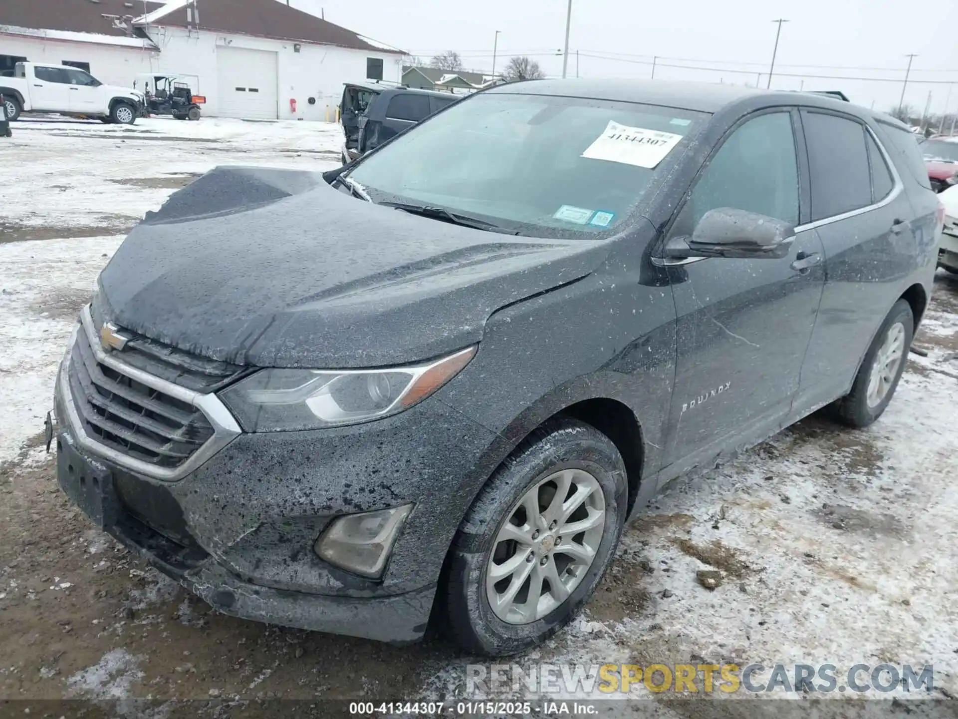 2 Photograph of a damaged car 2GNAXUEV1K6307531 CHEVROLET EQUINOX 2019