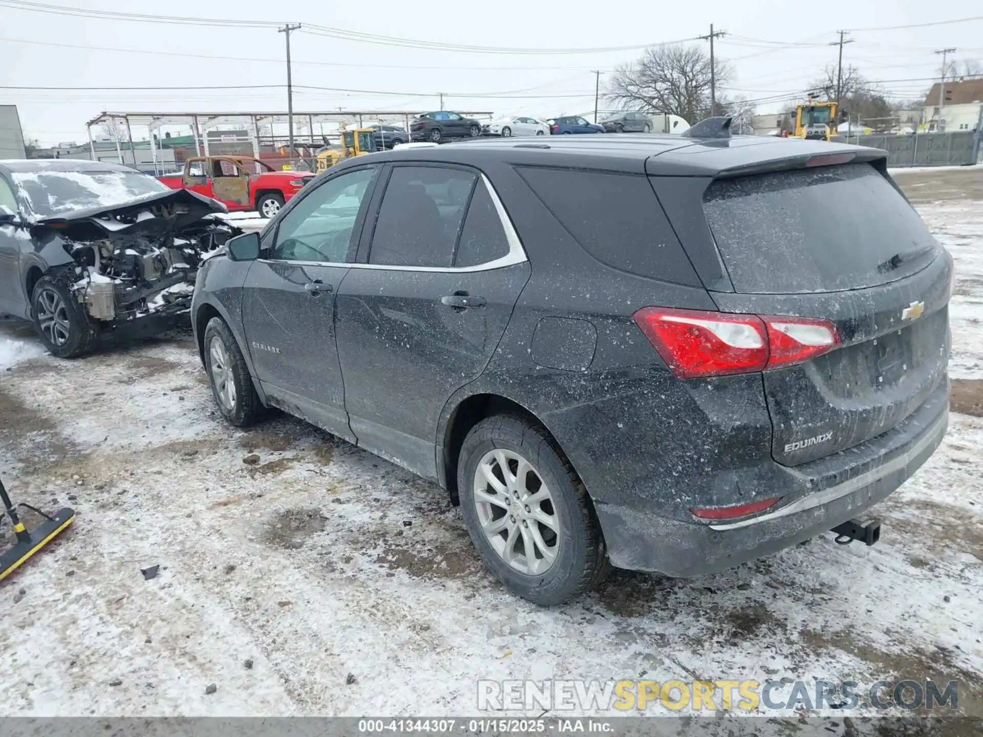 3 Photograph of a damaged car 2GNAXUEV1K6307531 CHEVROLET EQUINOX 2019