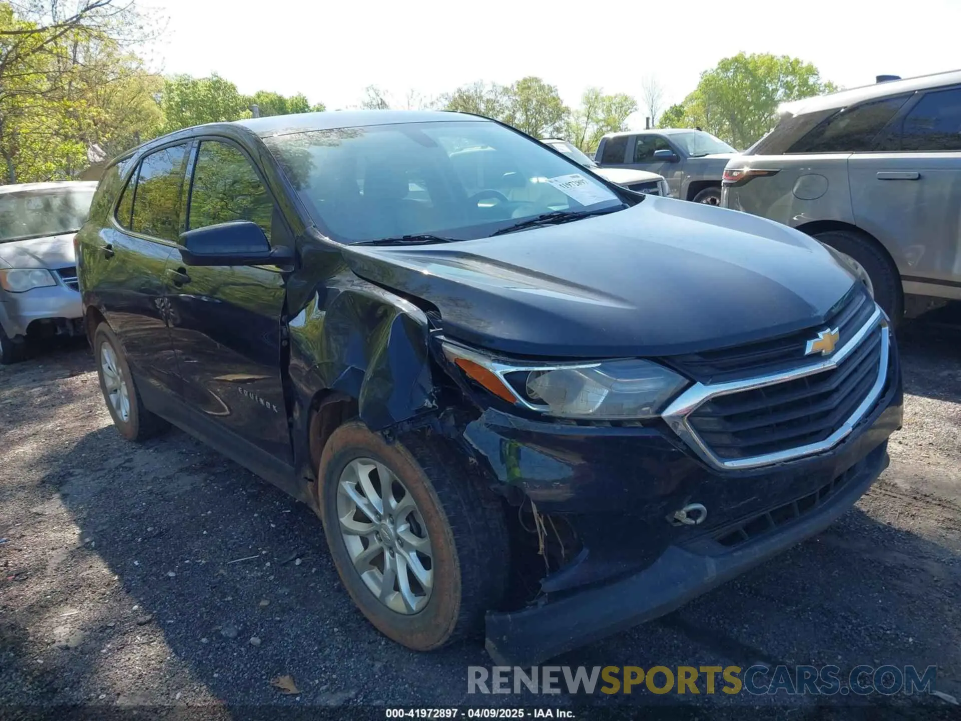 1 Photograph of a damaged car 2GNAXUEV2K6189571 CHEVROLET EQUINOX 2019