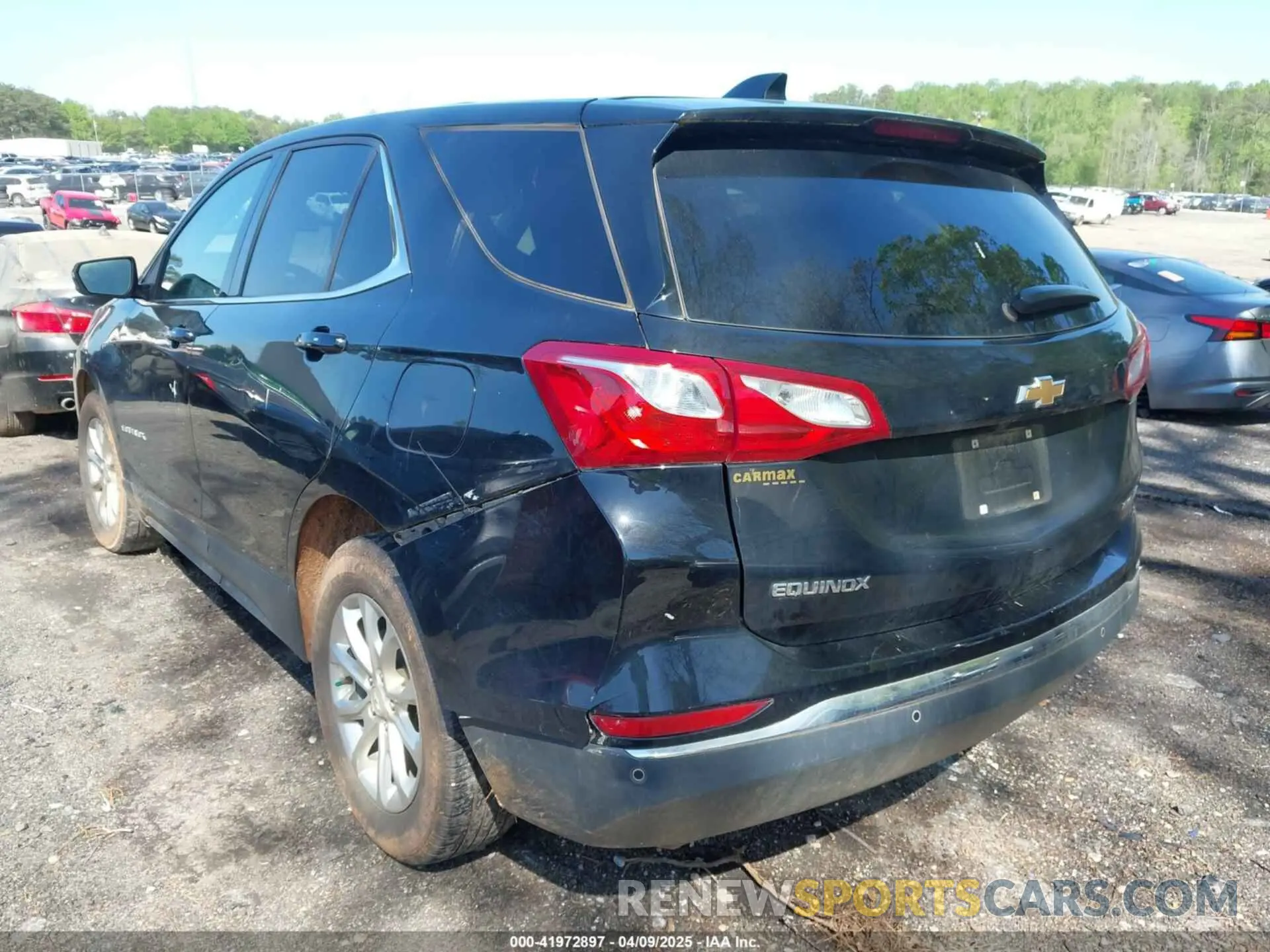 3 Photograph of a damaged car 2GNAXUEV2K6189571 CHEVROLET EQUINOX 2019