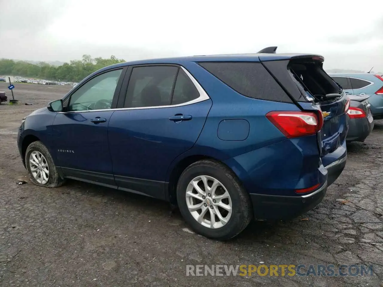 2 Photograph of a damaged car 2GNAXUEV2K6227025 CHEVROLET EQUINOX 2019