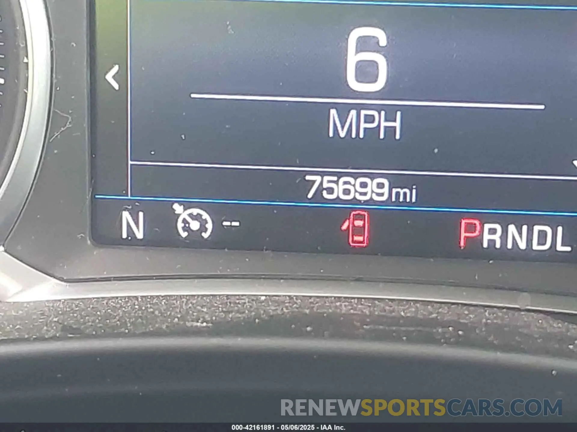 15 Photograph of a damaged car 2GNAXUEV2K6235836 CHEVROLET EQUINOX 2019